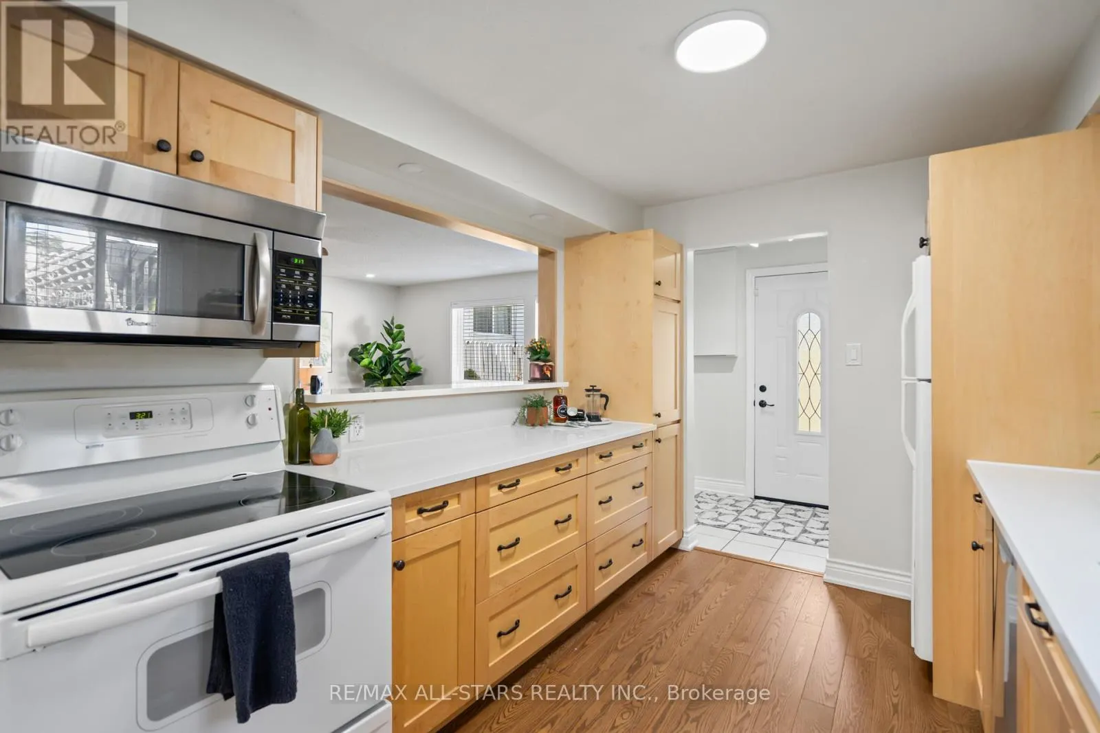 194/198 BROCK STREET W