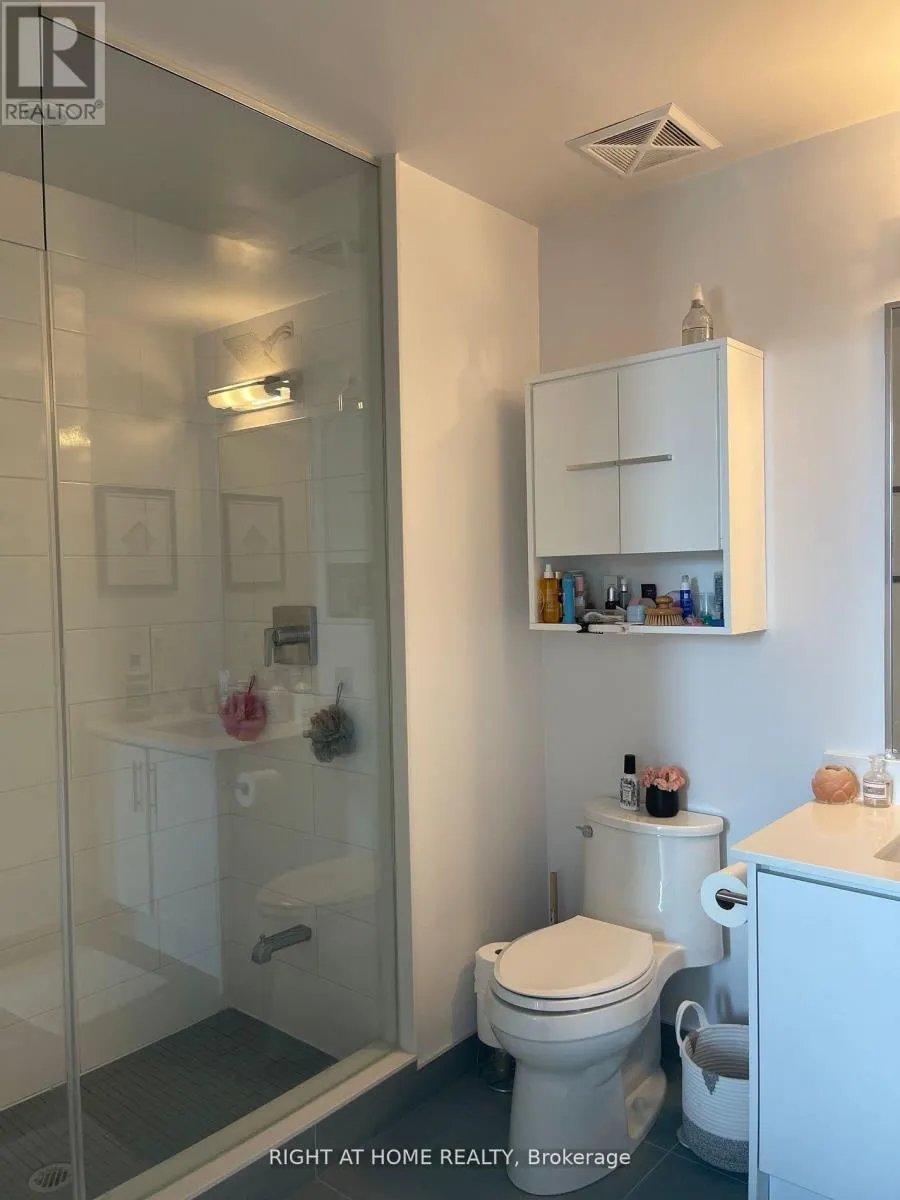 403 - 375 SEA RAY AVENUE