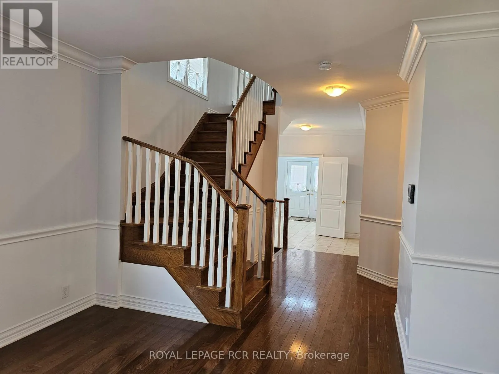 40 THATCHER CRESCENT