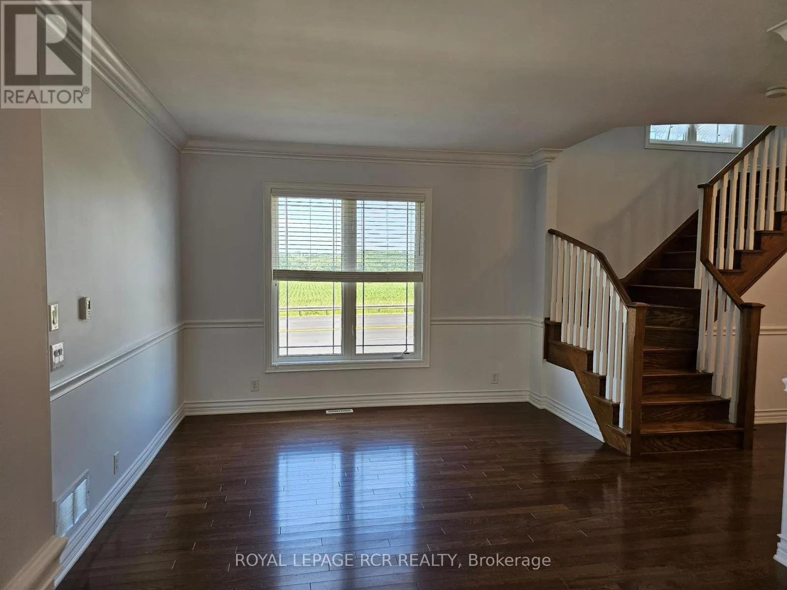 40 THATCHER CRESCENT