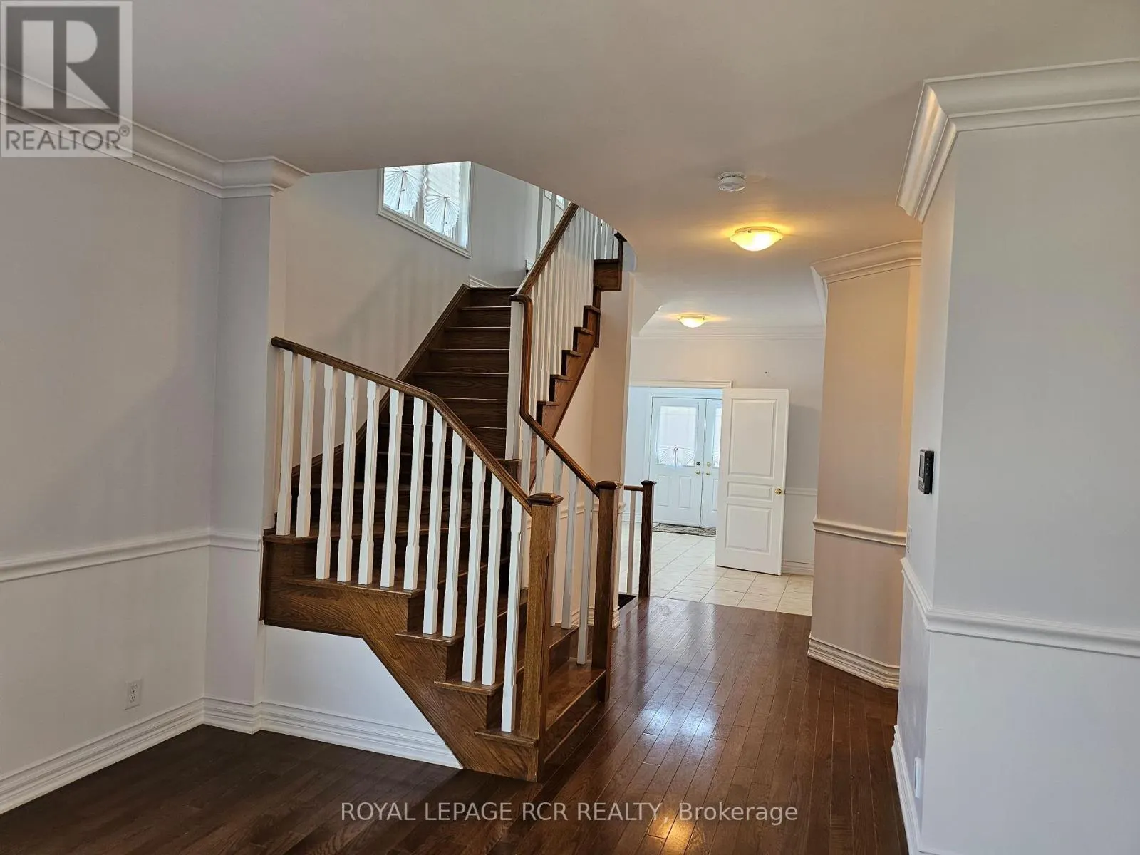 40 THATCHER CRESCENT