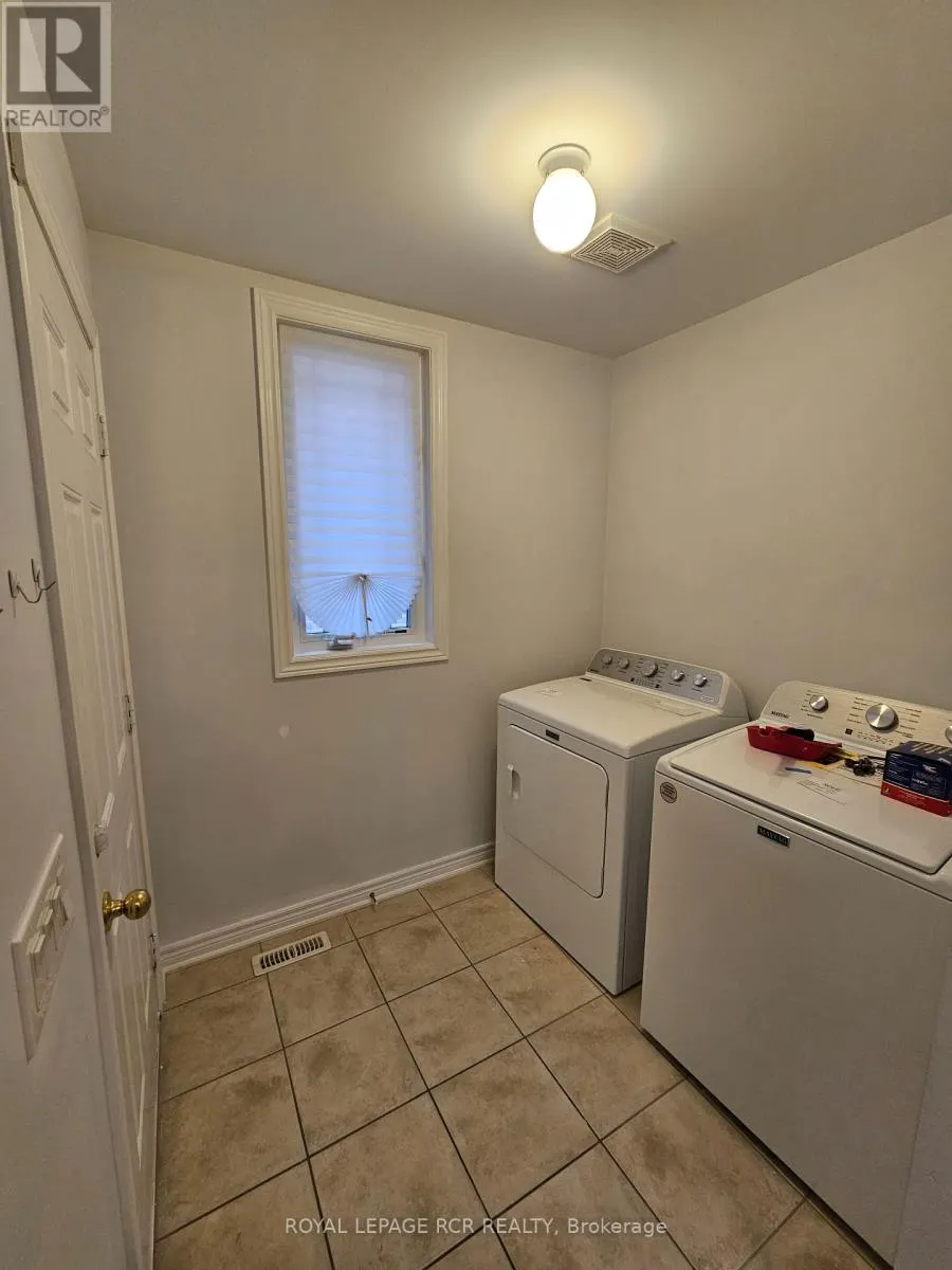 40 THATCHER CRESCENT