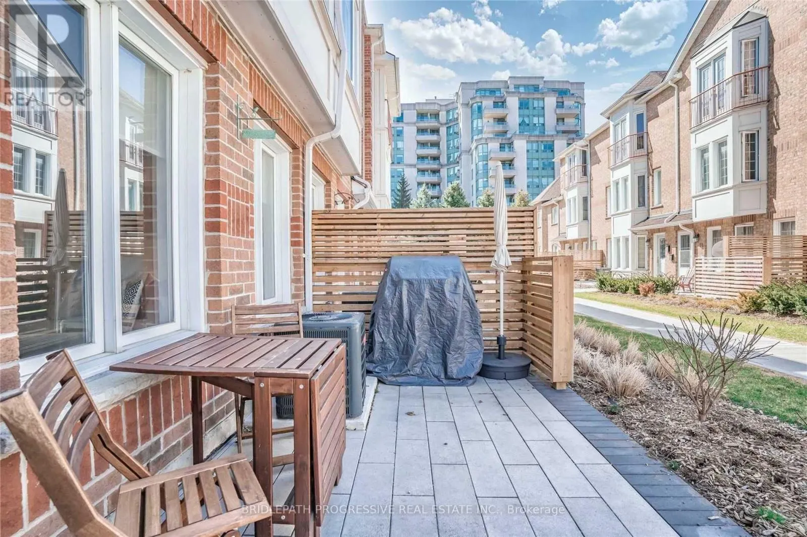 82 - 151 TOWNSGATE DRIVE