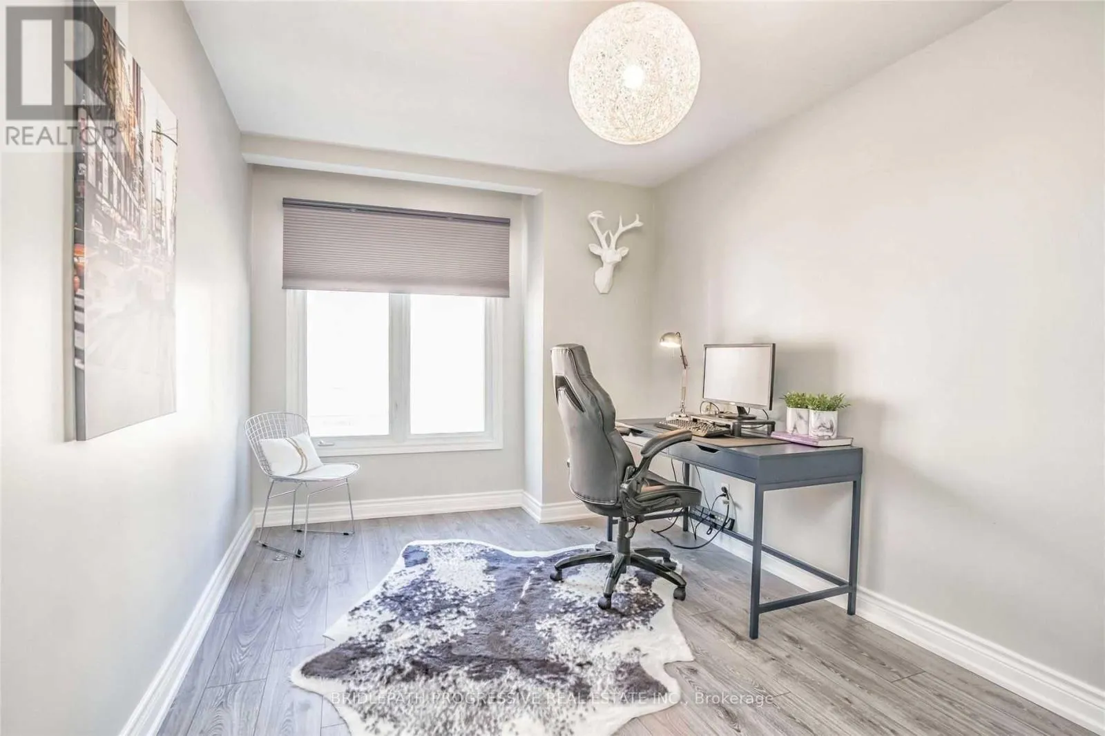 82 - 151 TOWNSGATE DRIVE