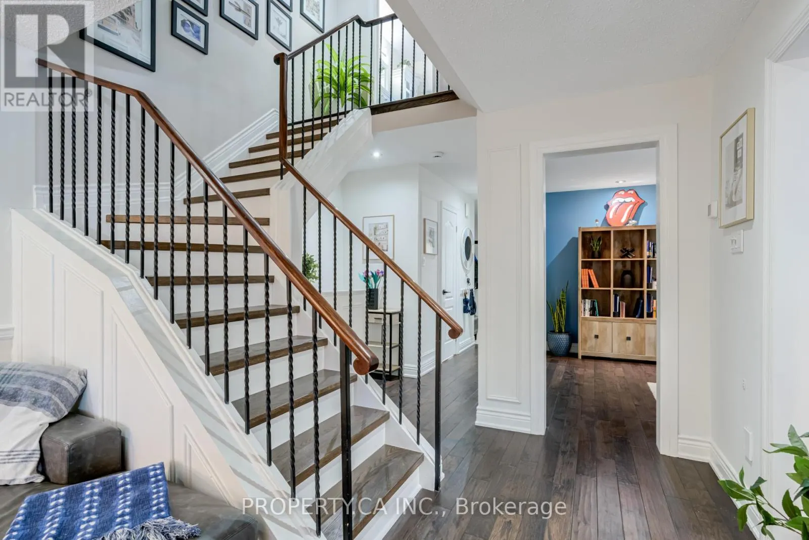 23 GILMORE CRESCENT
