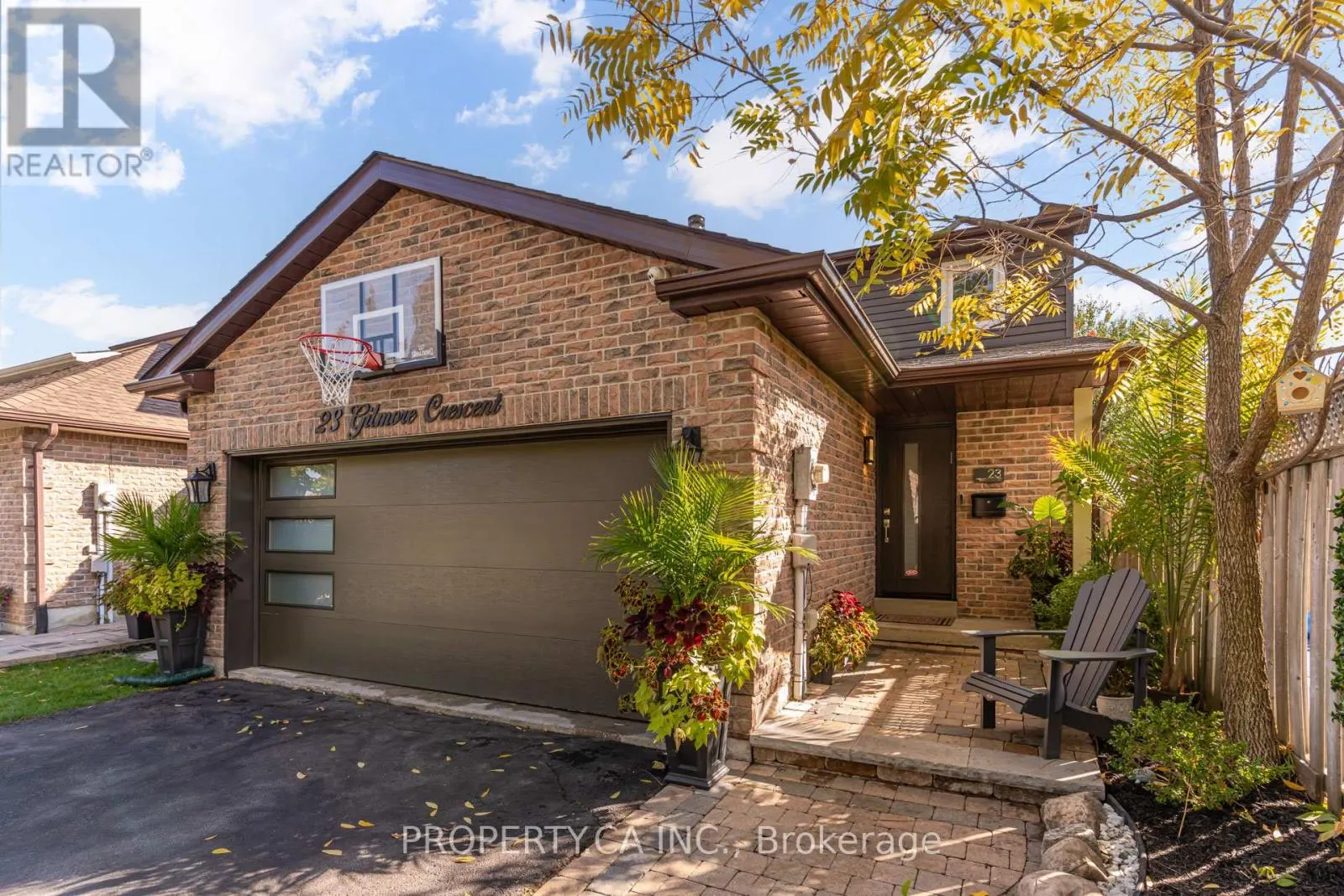 23 GILMORE CRESCENT