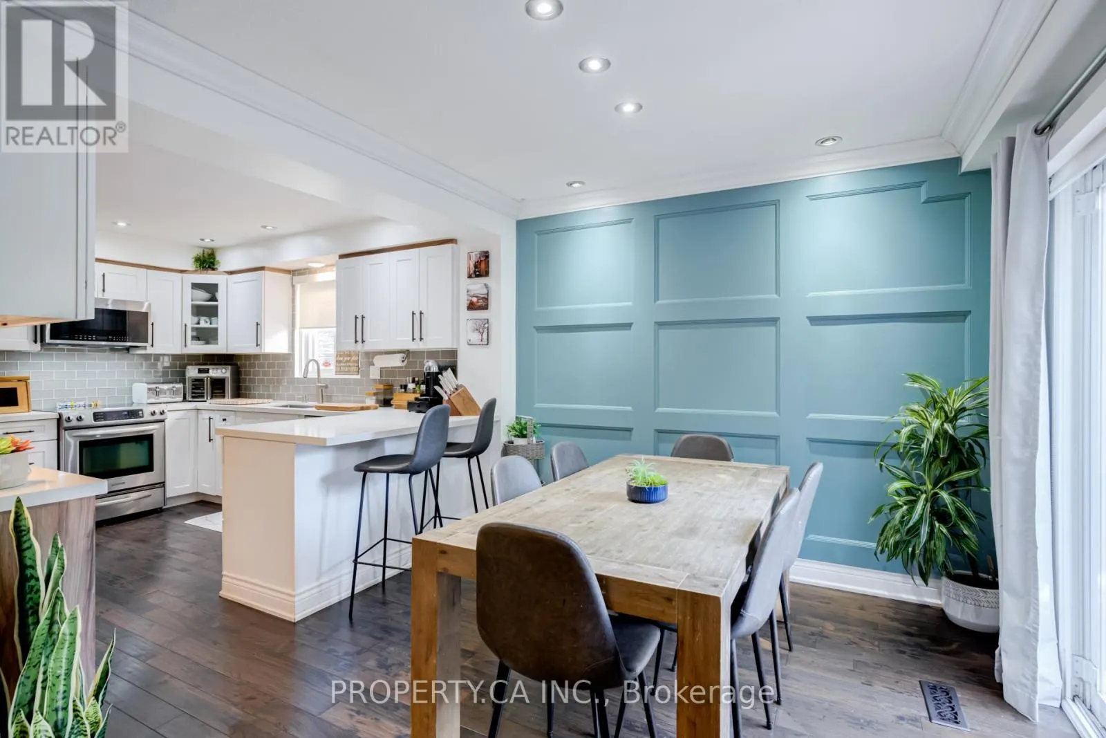 23 GILMORE CRESCENT