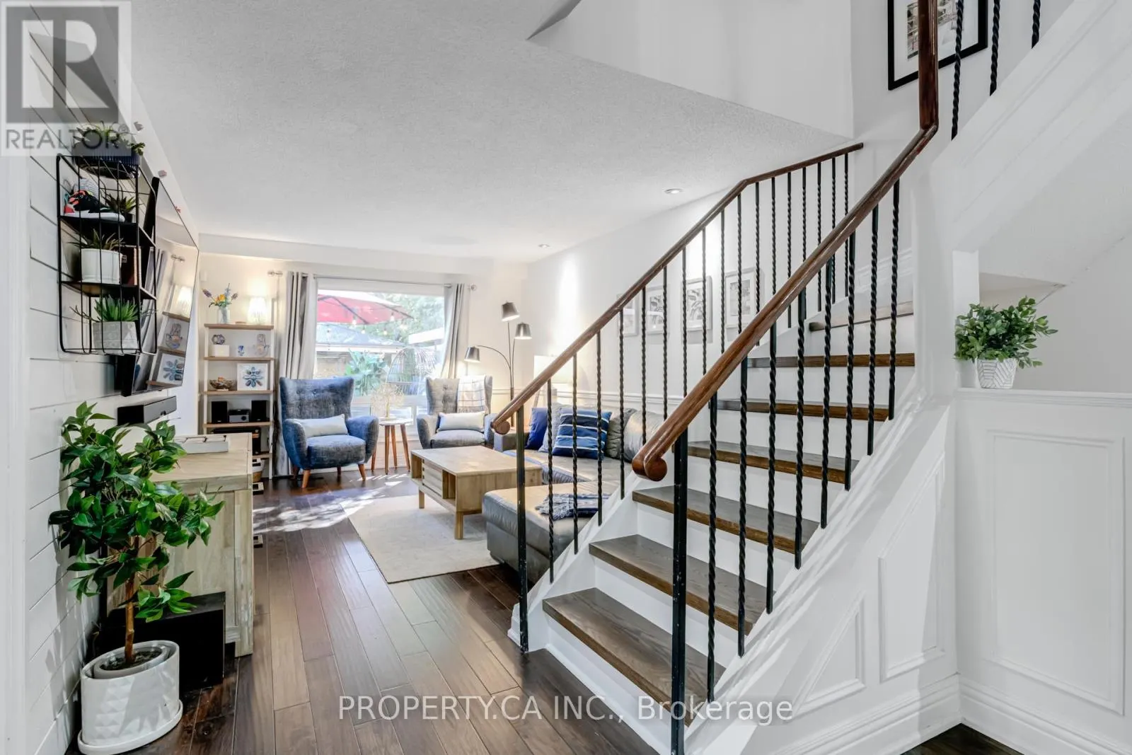 23 GILMORE CRESCENT