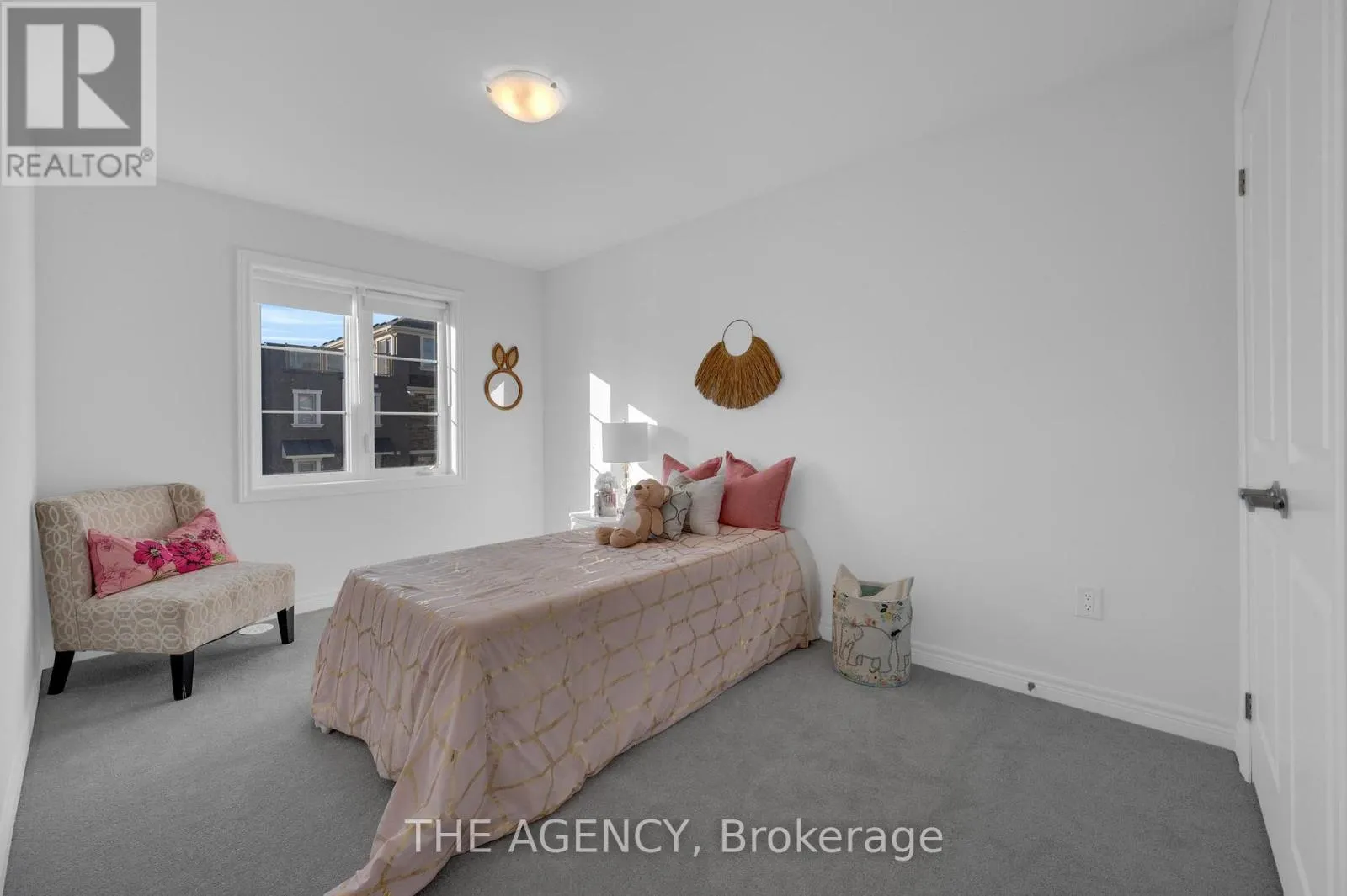 33 BRUCE BOYD DRIVE