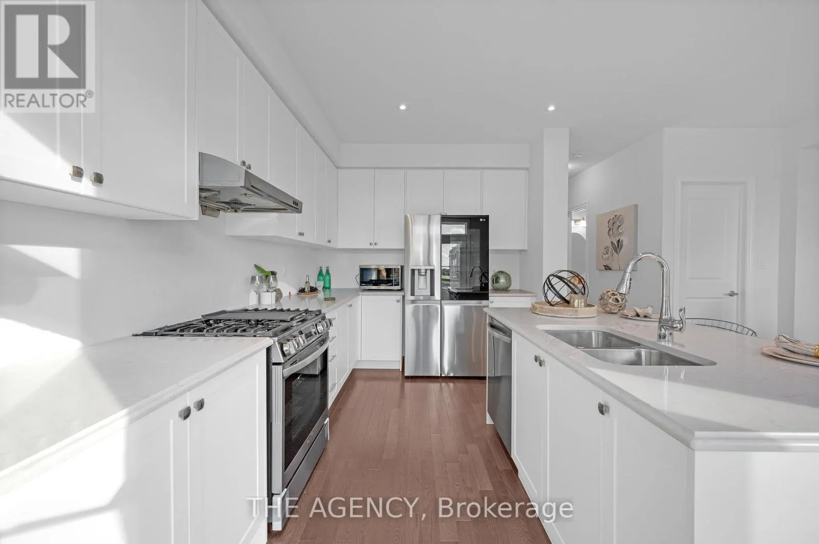 33 BRUCE BOYD DRIVE