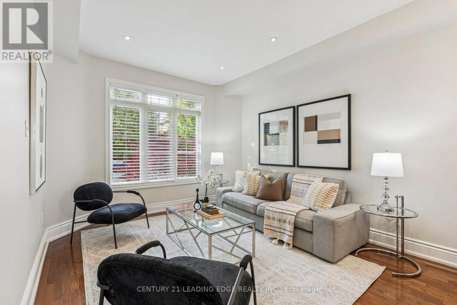 33 EVARIDGE DRIVE