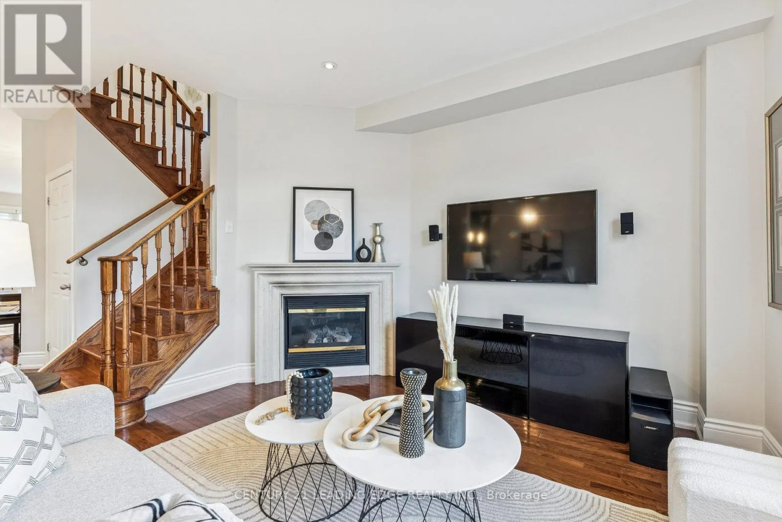 33 EVARIDGE DRIVE