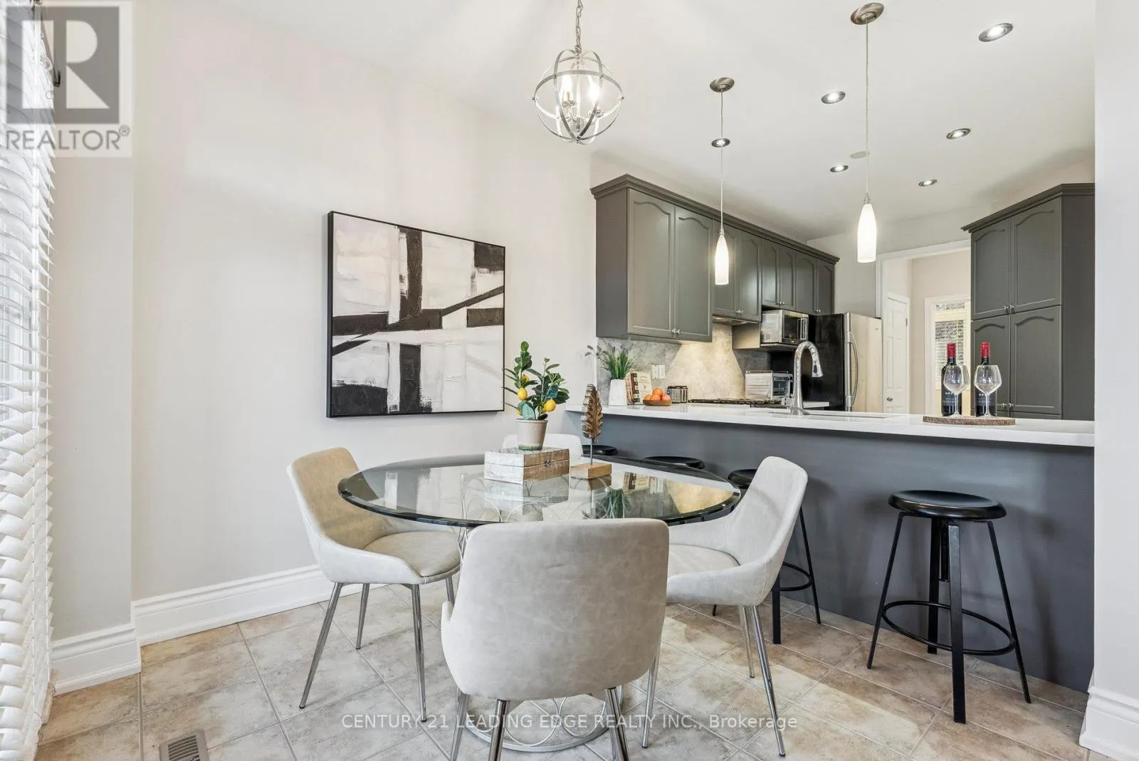 33 EVARIDGE DRIVE