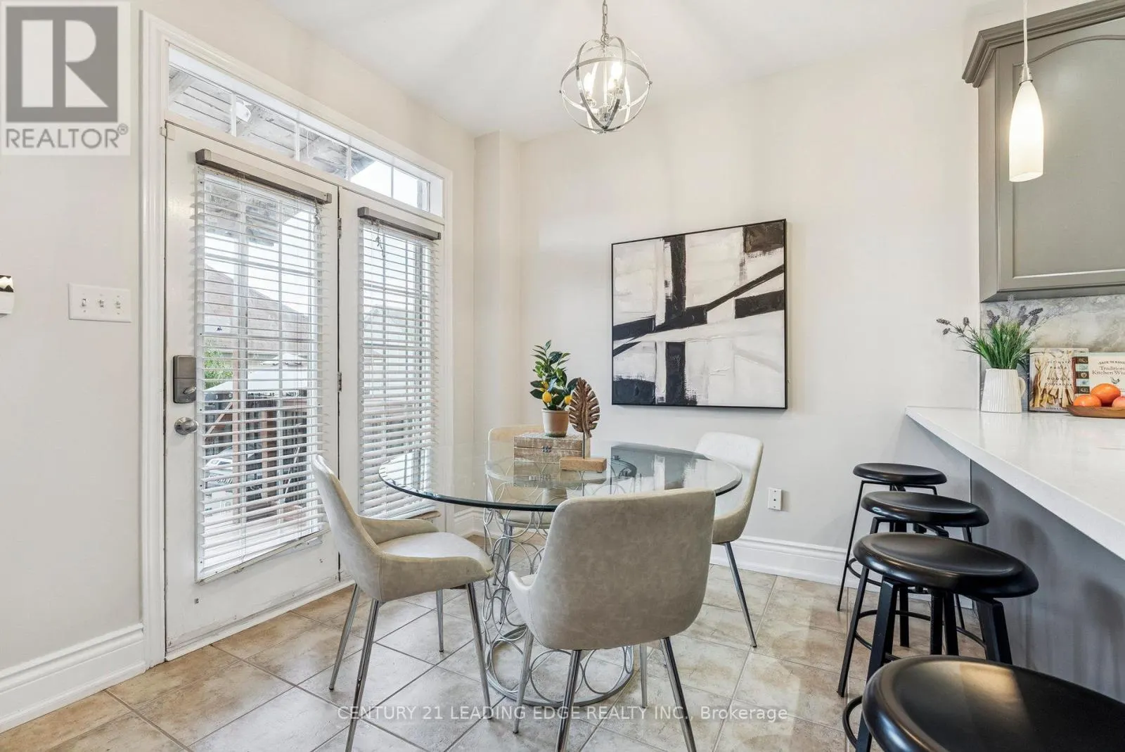 33 EVARIDGE DRIVE