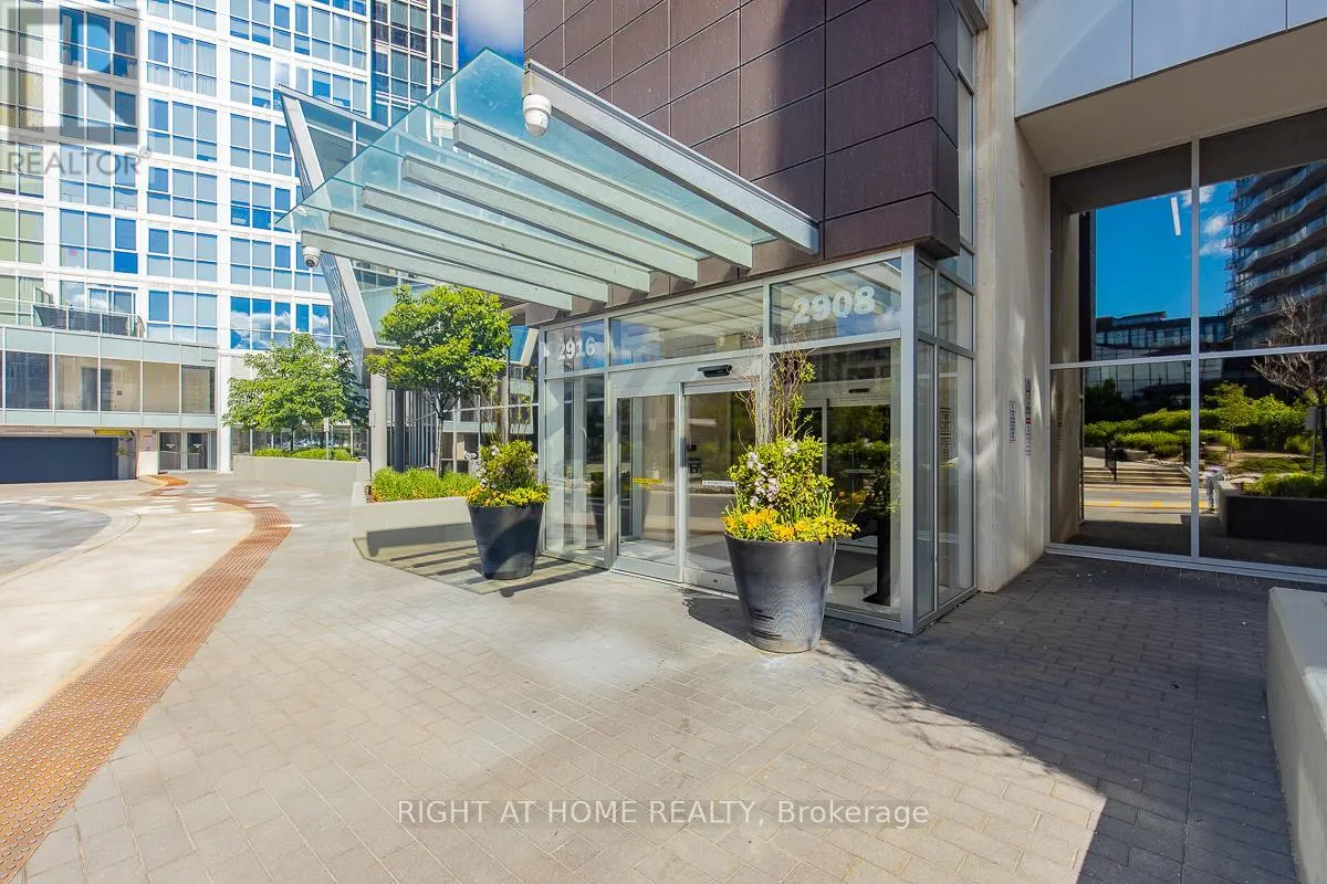 902 - 2908 HIGHWAY 7