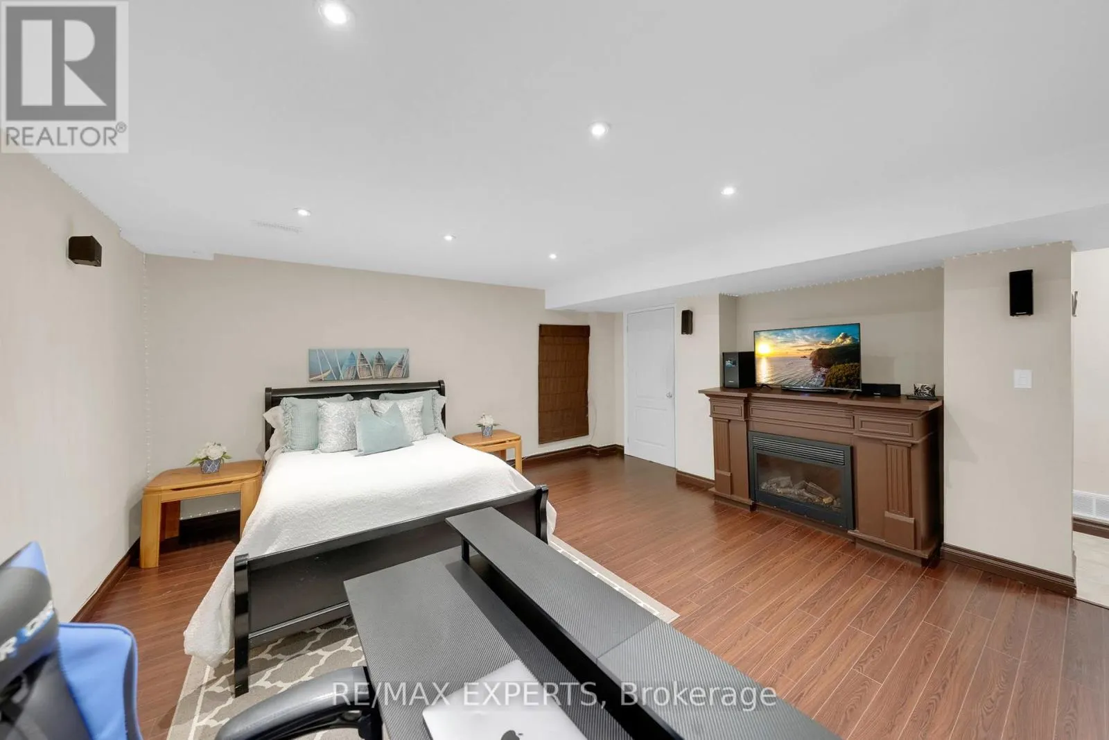 1 NUNN CRESCENT