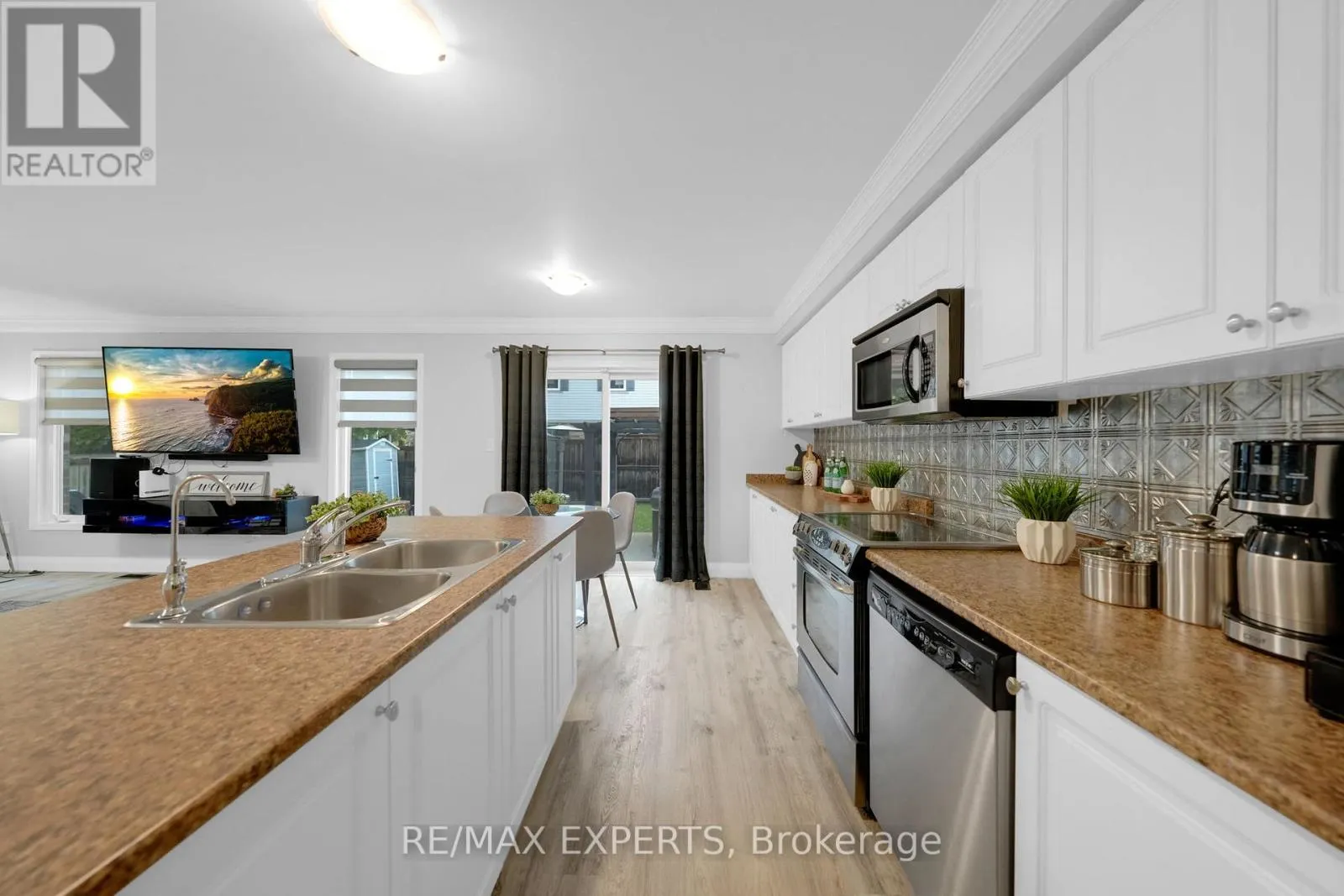 1 NUNN CRESCENT