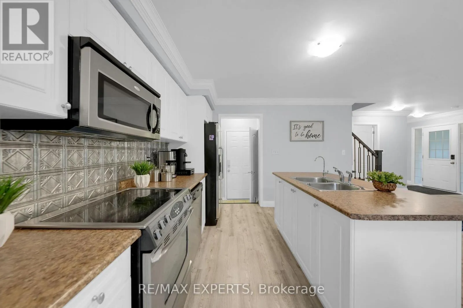 1 NUNN CRESCENT