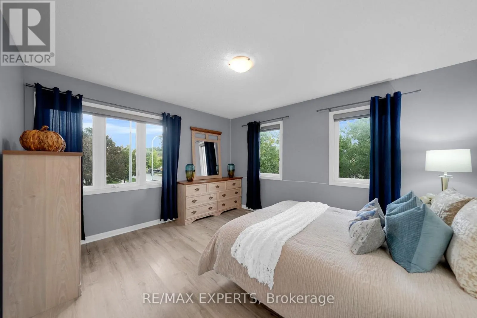 1 NUNN CRESCENT