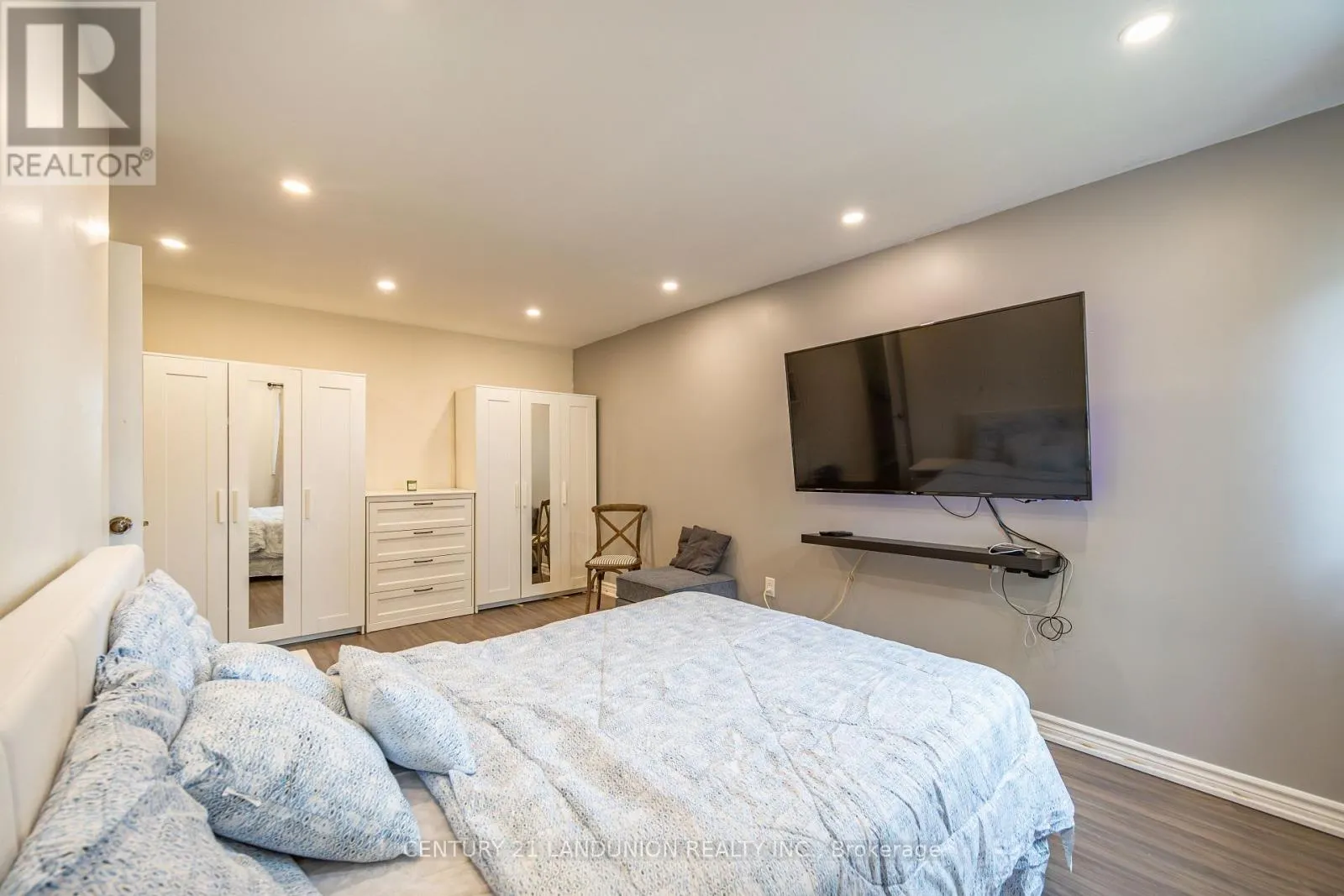 111 MILESTONE CRESCENT