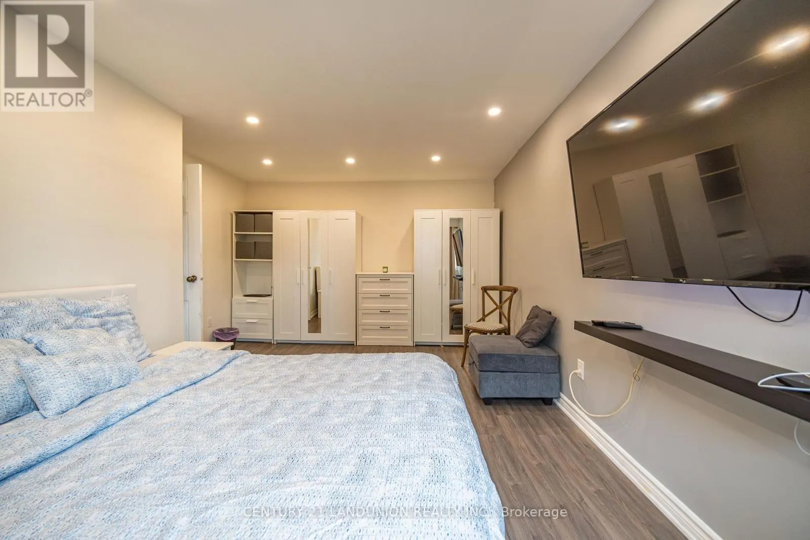 111 MILESTONE CRESCENT