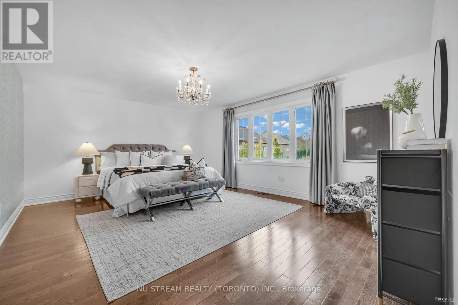 237 UPPER POST ROAD