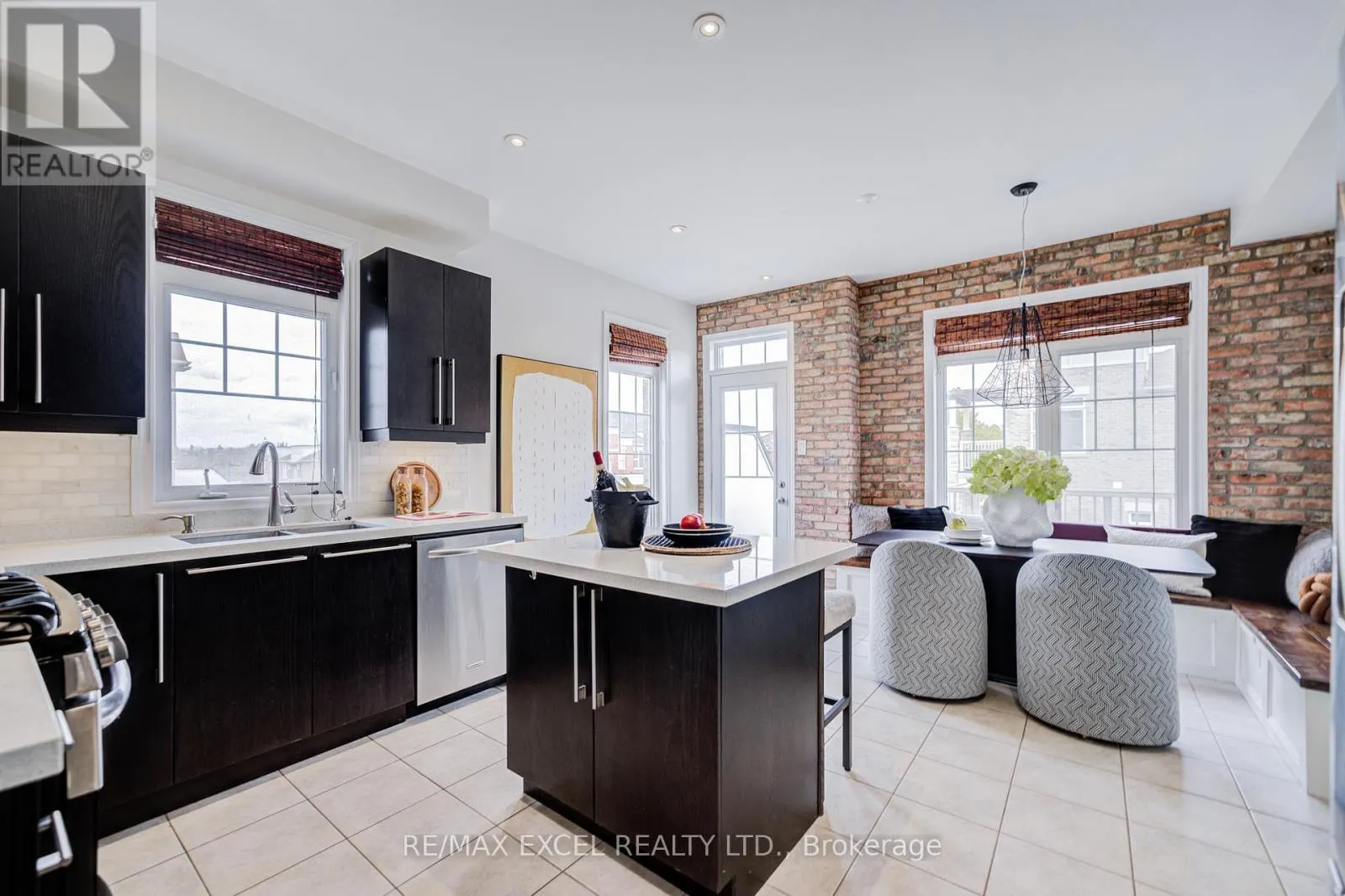 301 DELRAY DRIVE