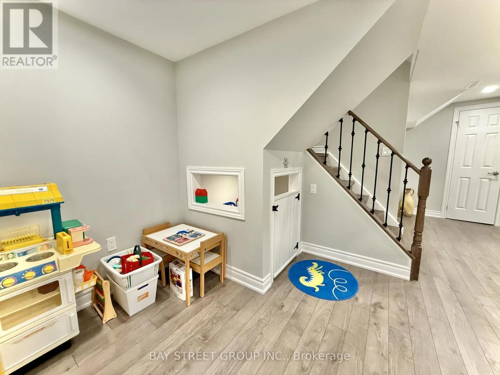 65 ROSEDALE HEIGHTS DRIVE