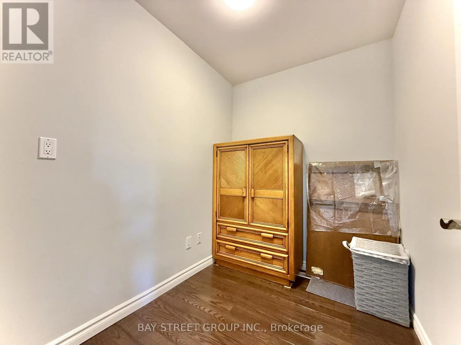 65 ROSEDALE HEIGHTS DRIVE