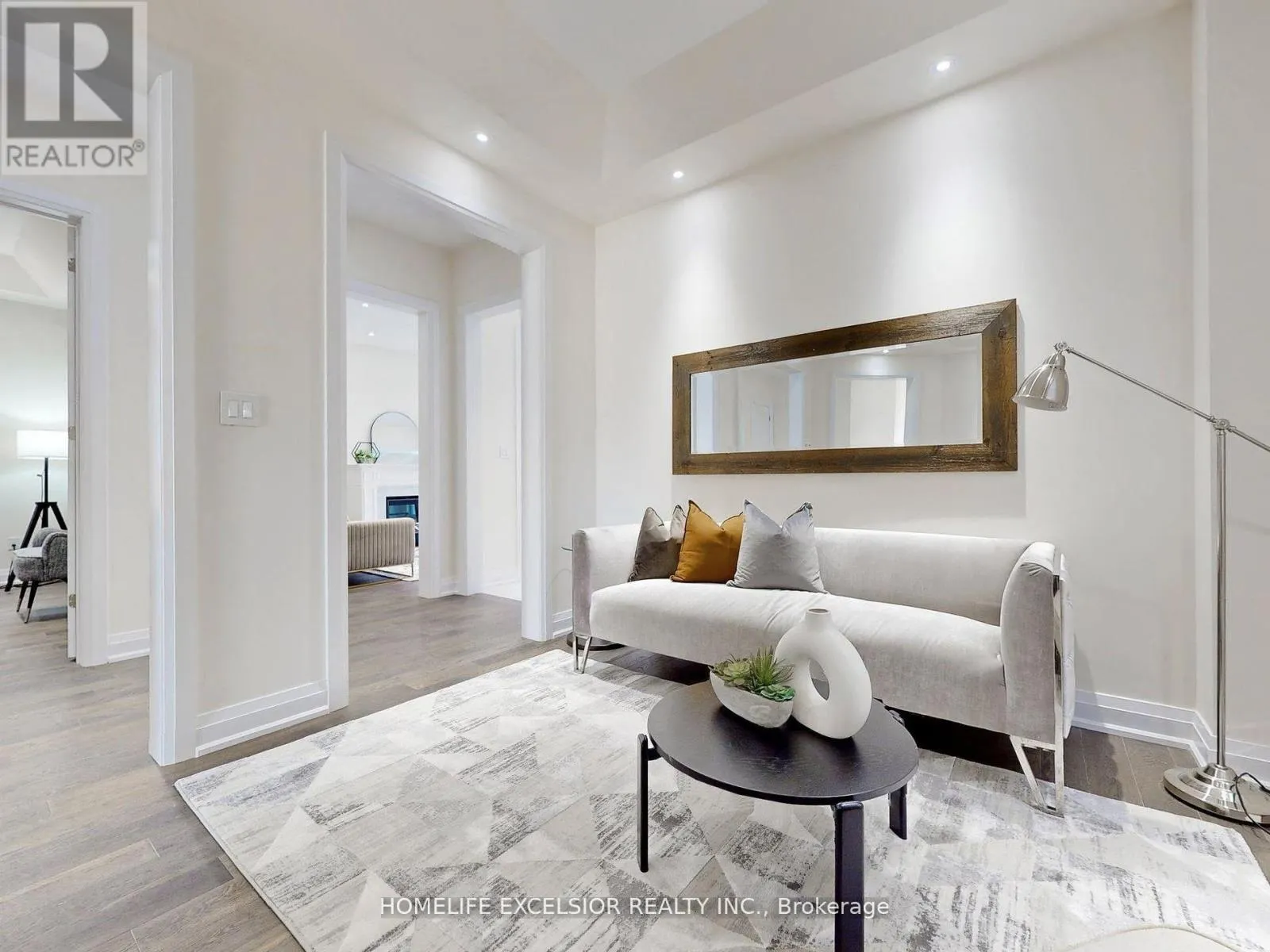 19 AIDA PLACE