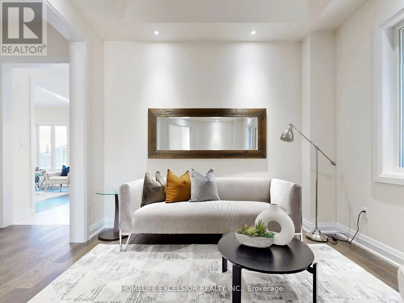 19 AIDA PLACE