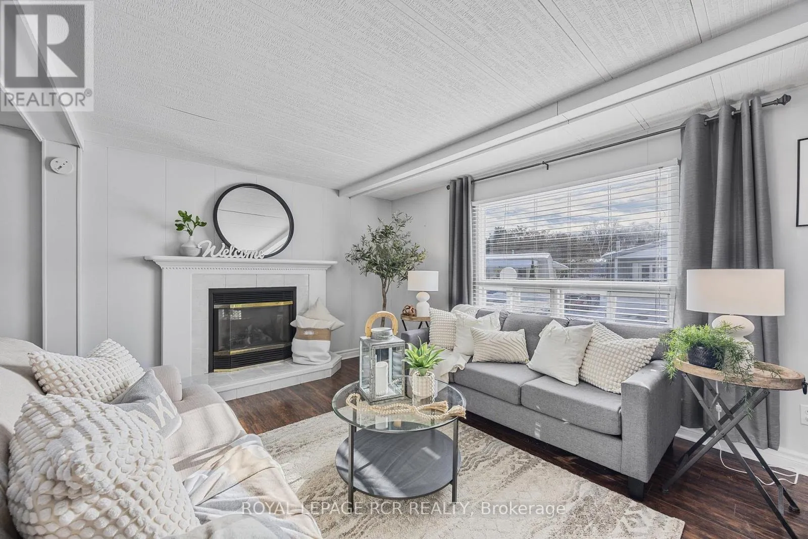 4 LINDEN LANE