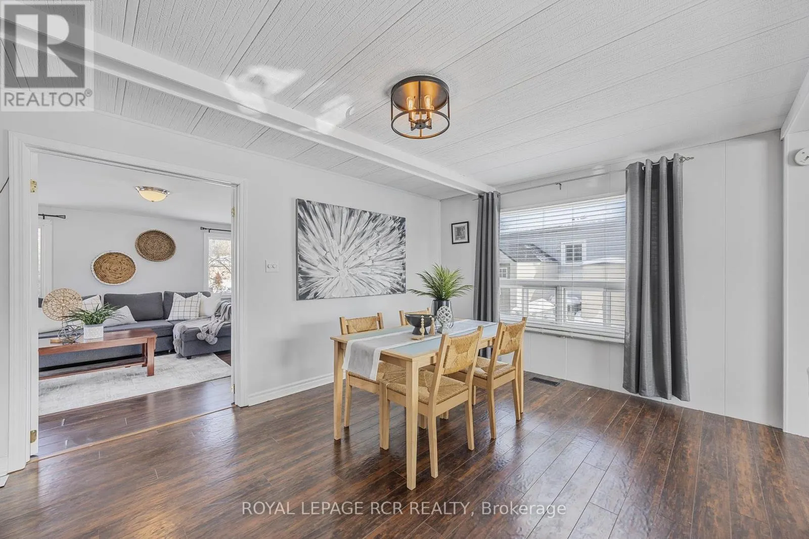 4 LINDEN LANE