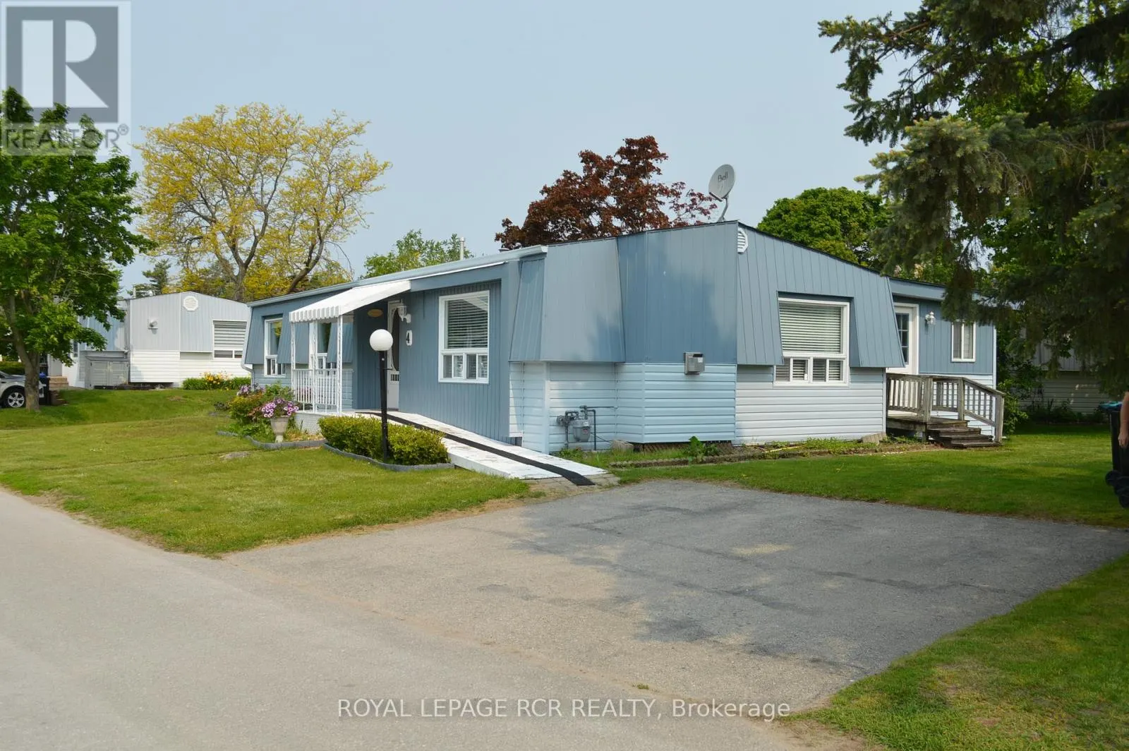 4 LINDEN LANE