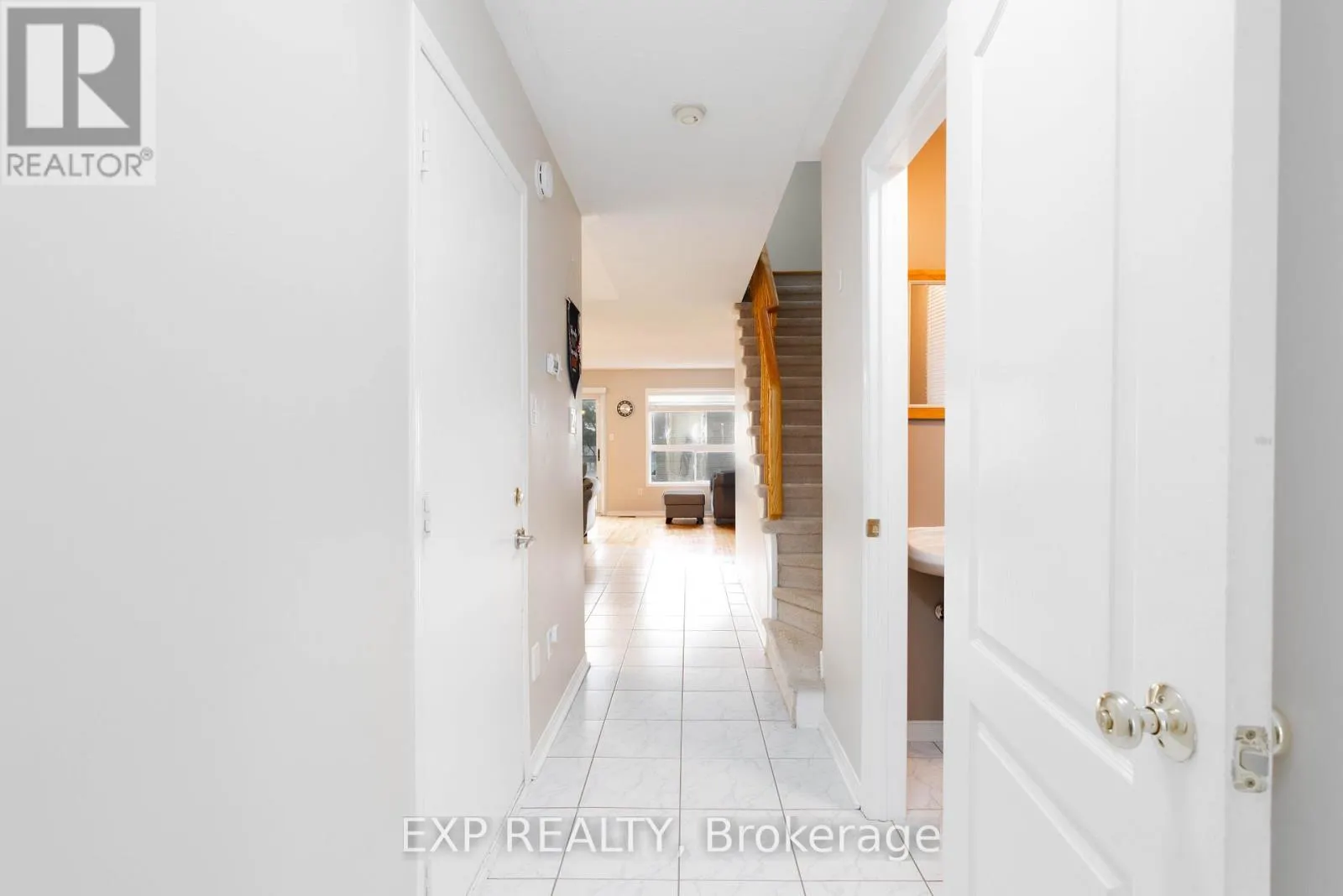 537 HEDDLE CRESCENT