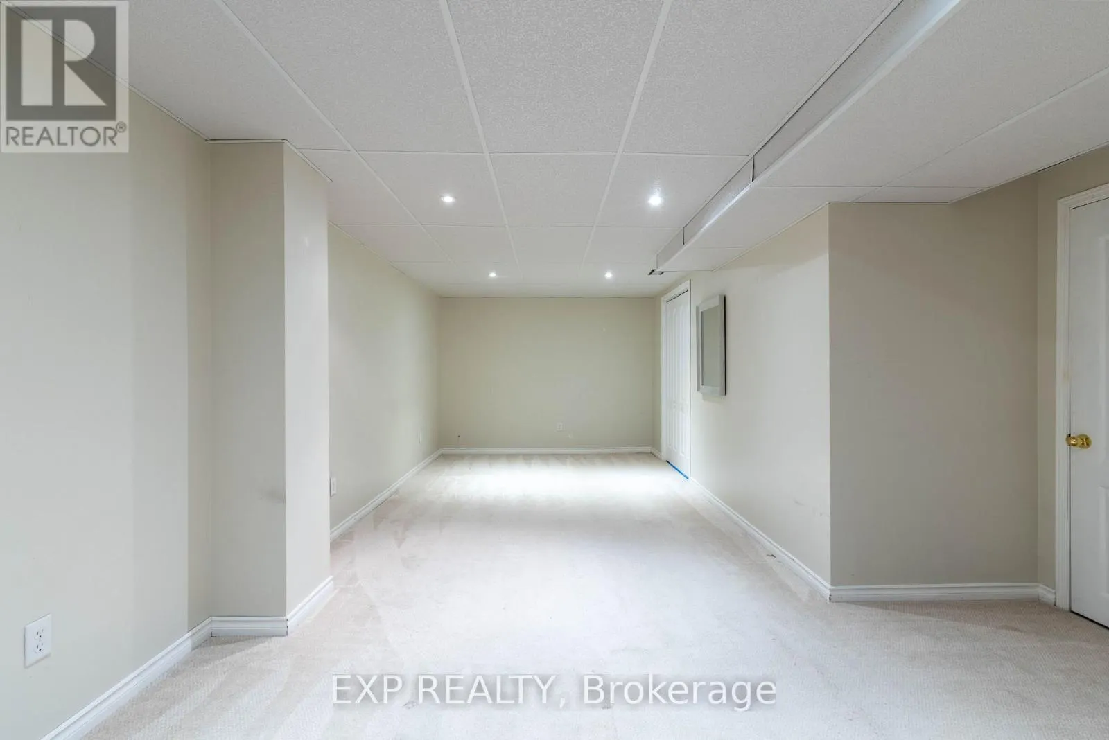 537 HEDDLE CRESCENT