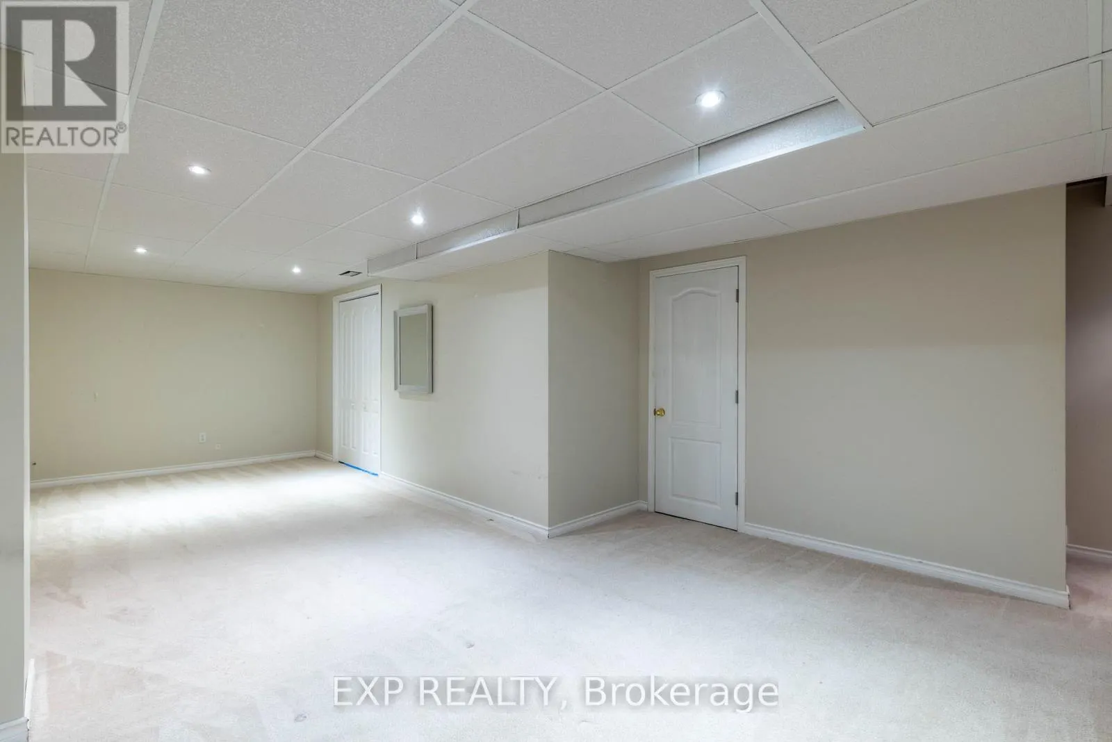 537 HEDDLE CRESCENT