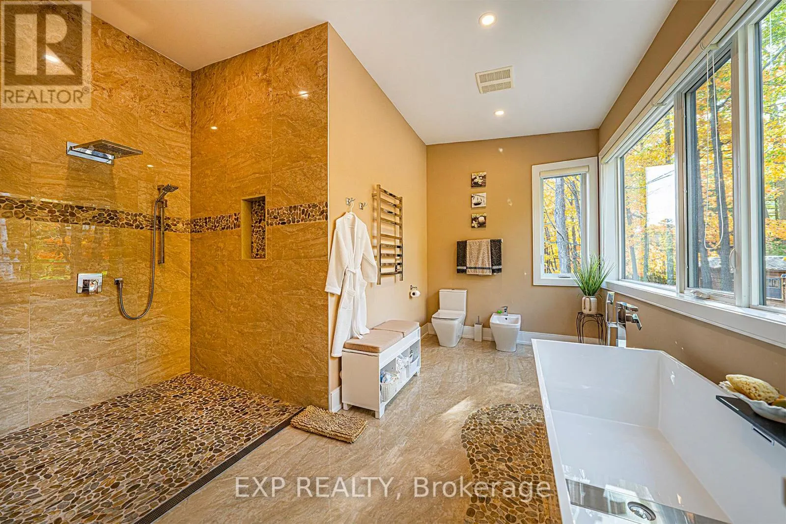 5 BIRCH KNOLL ROAD