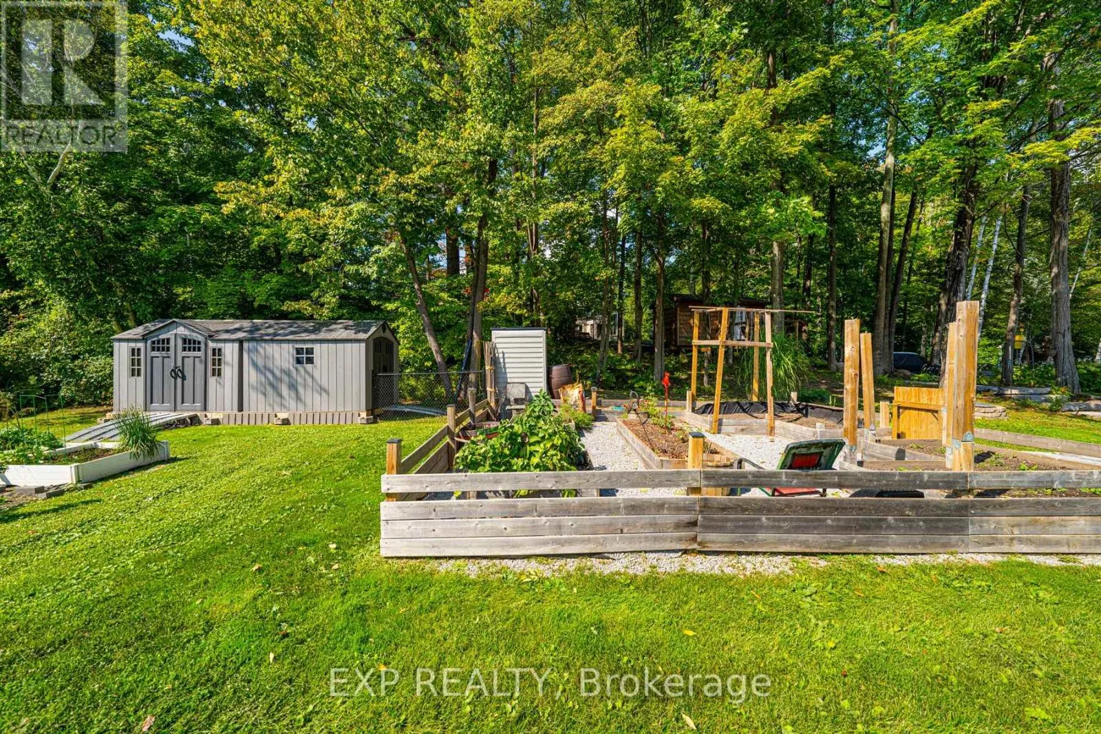 5 BIRCH KNOLL ROAD