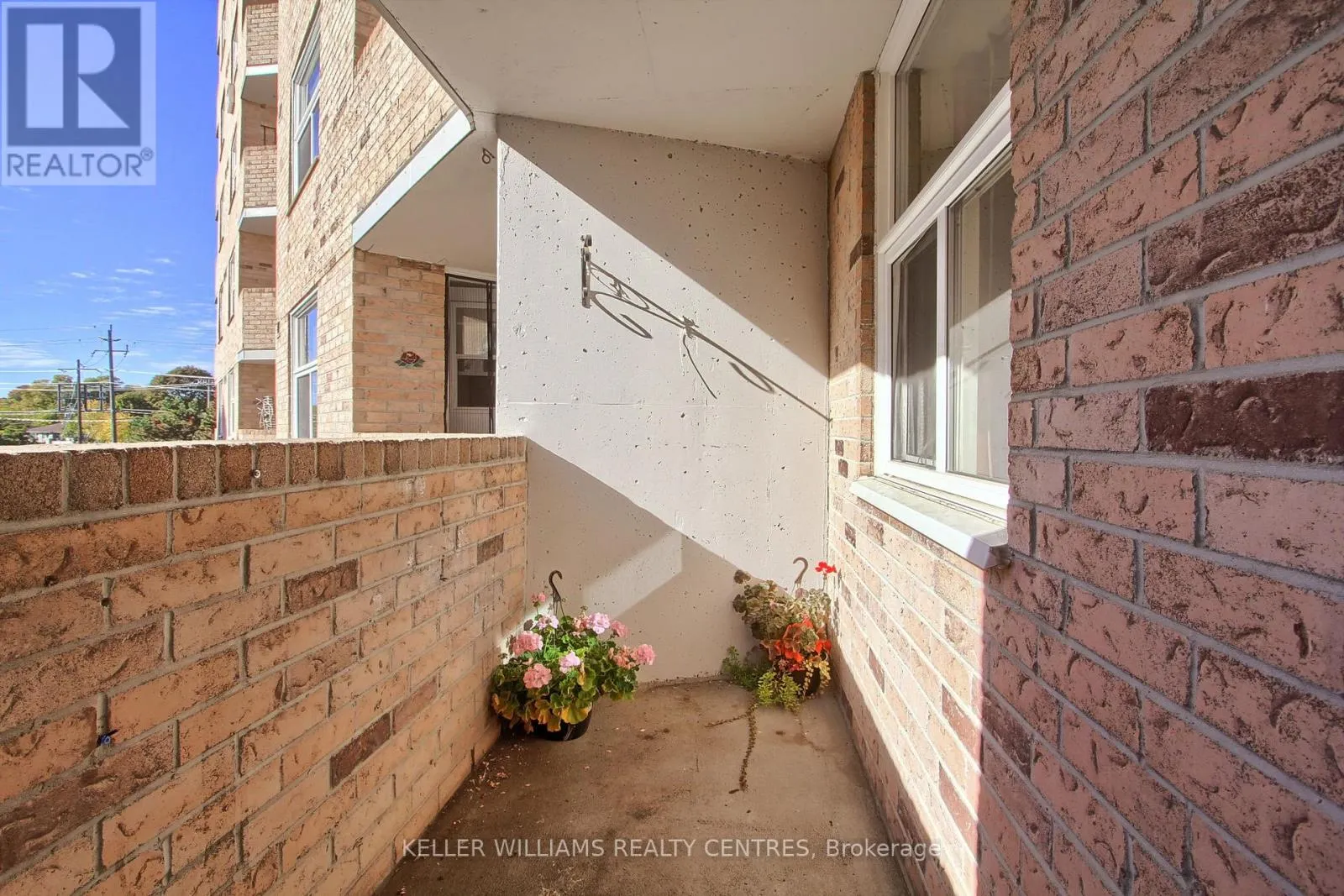 408 - 260 DAVIS DRIVE