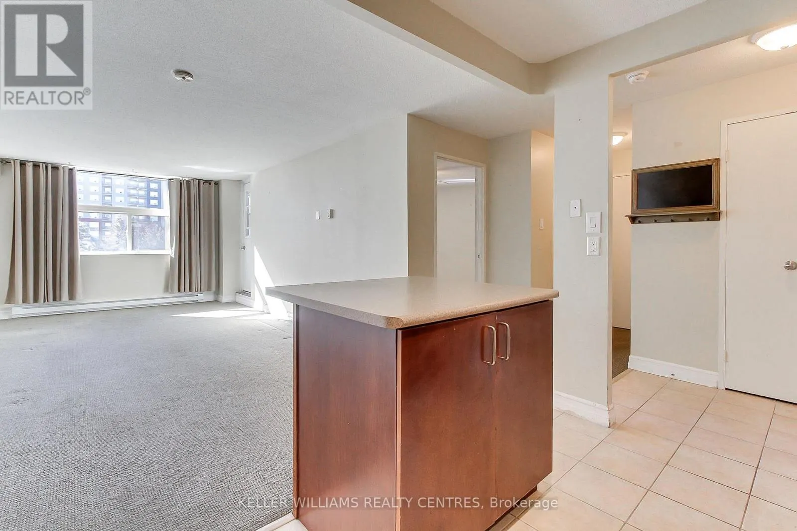 408 - 260 DAVIS DRIVE