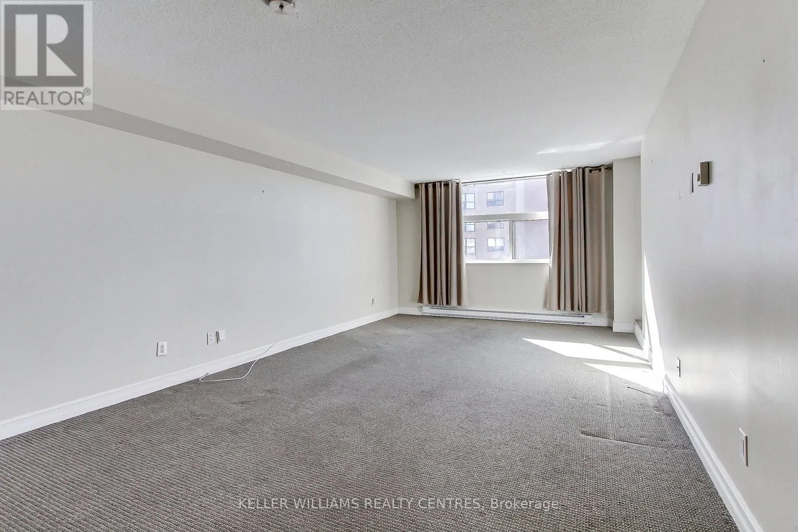 408 - 260 DAVIS DRIVE