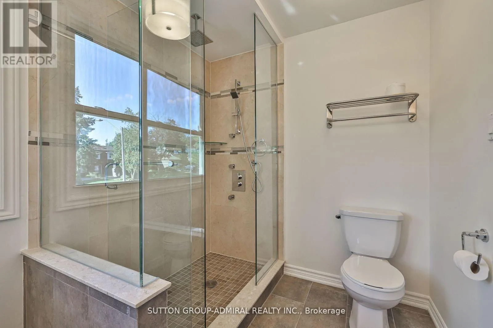 22 COBBLESTONE DRIVE