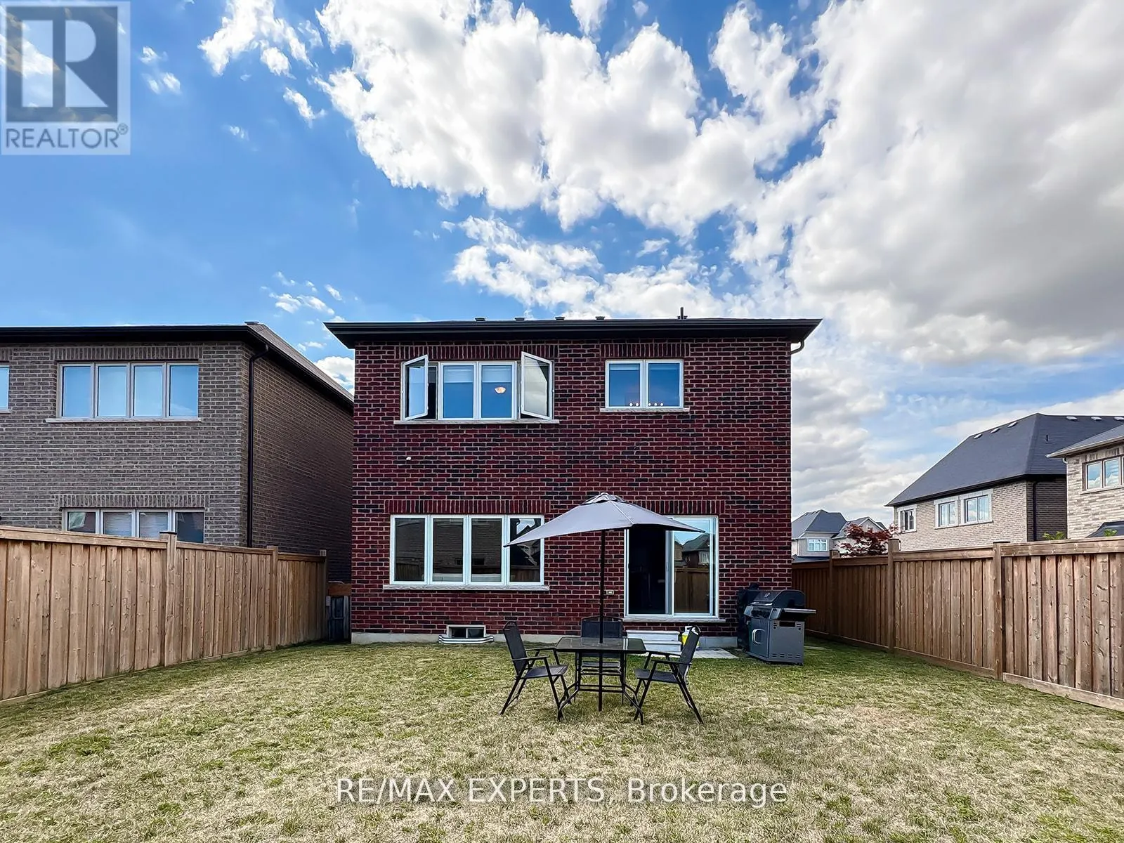 1426 FARROW CRESCENT