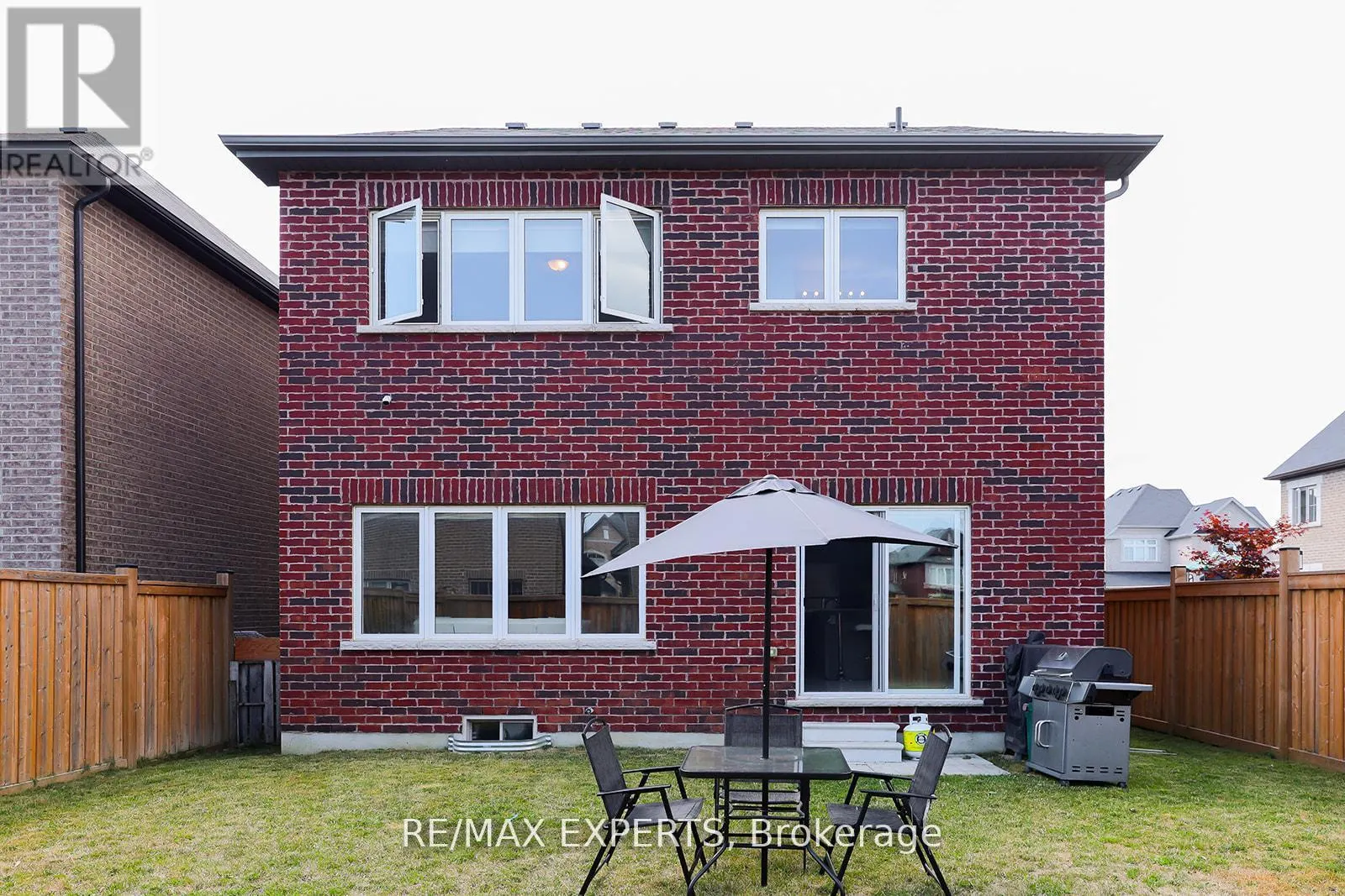 1426 FARROW CRESCENT