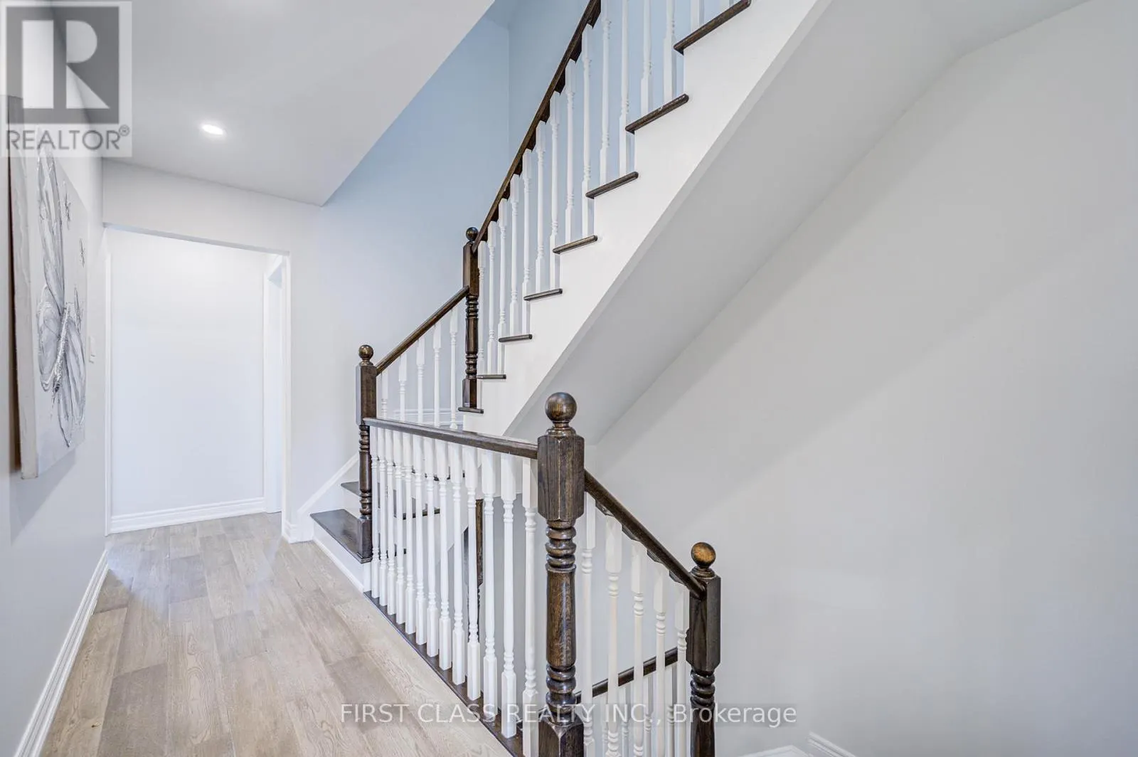 77 DIAMOND JUBILEE DRIVE