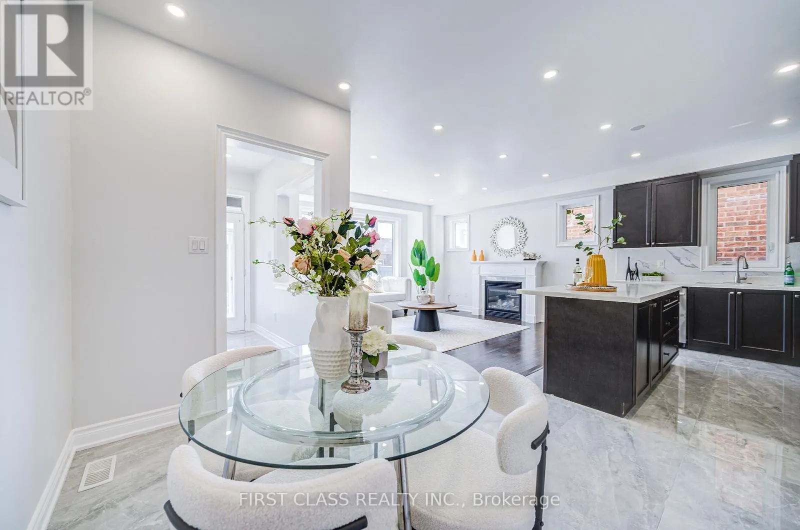 77 DIAMOND JUBILEE DRIVE