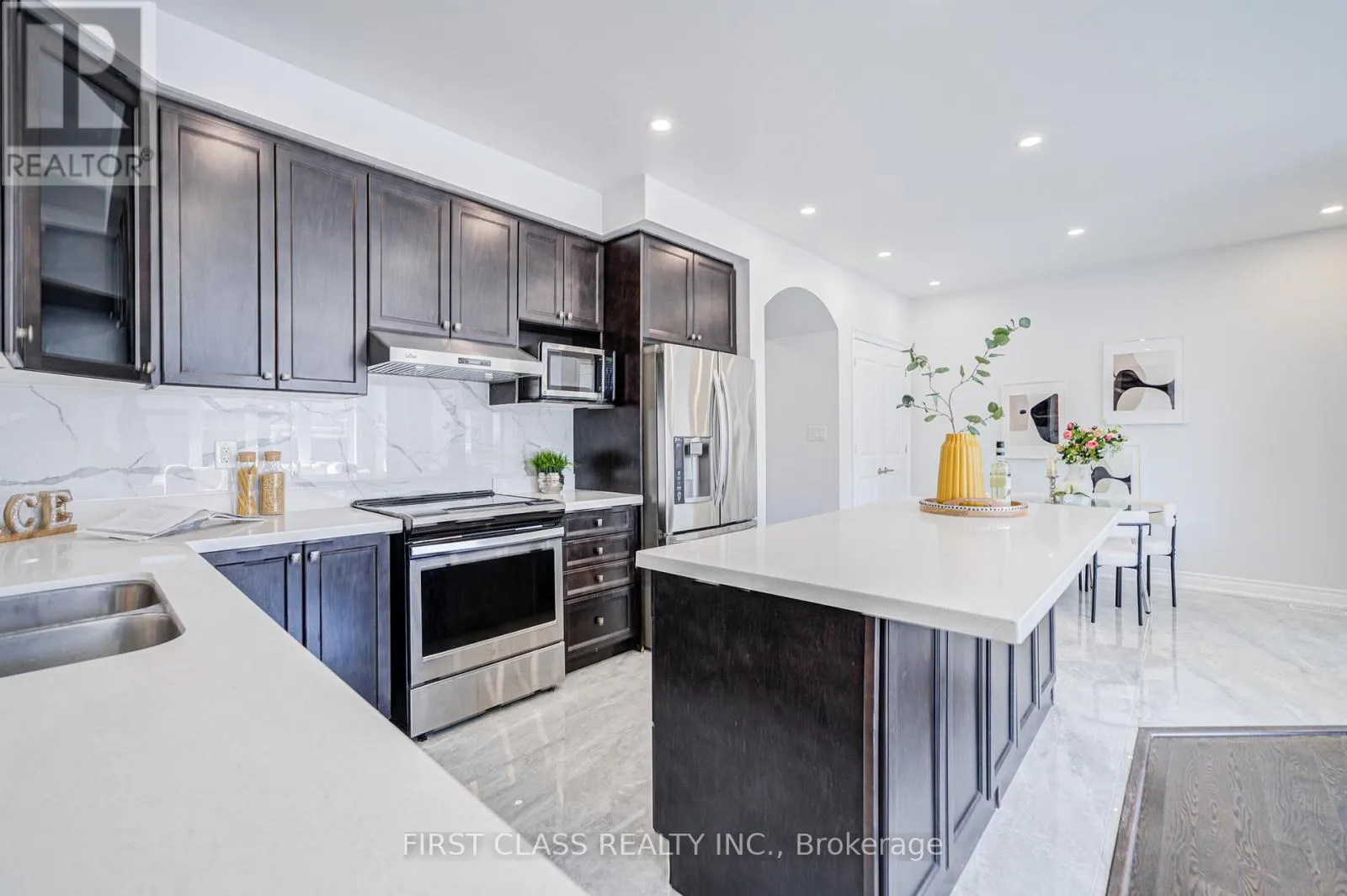 77 DIAMOND JUBILEE DRIVE
