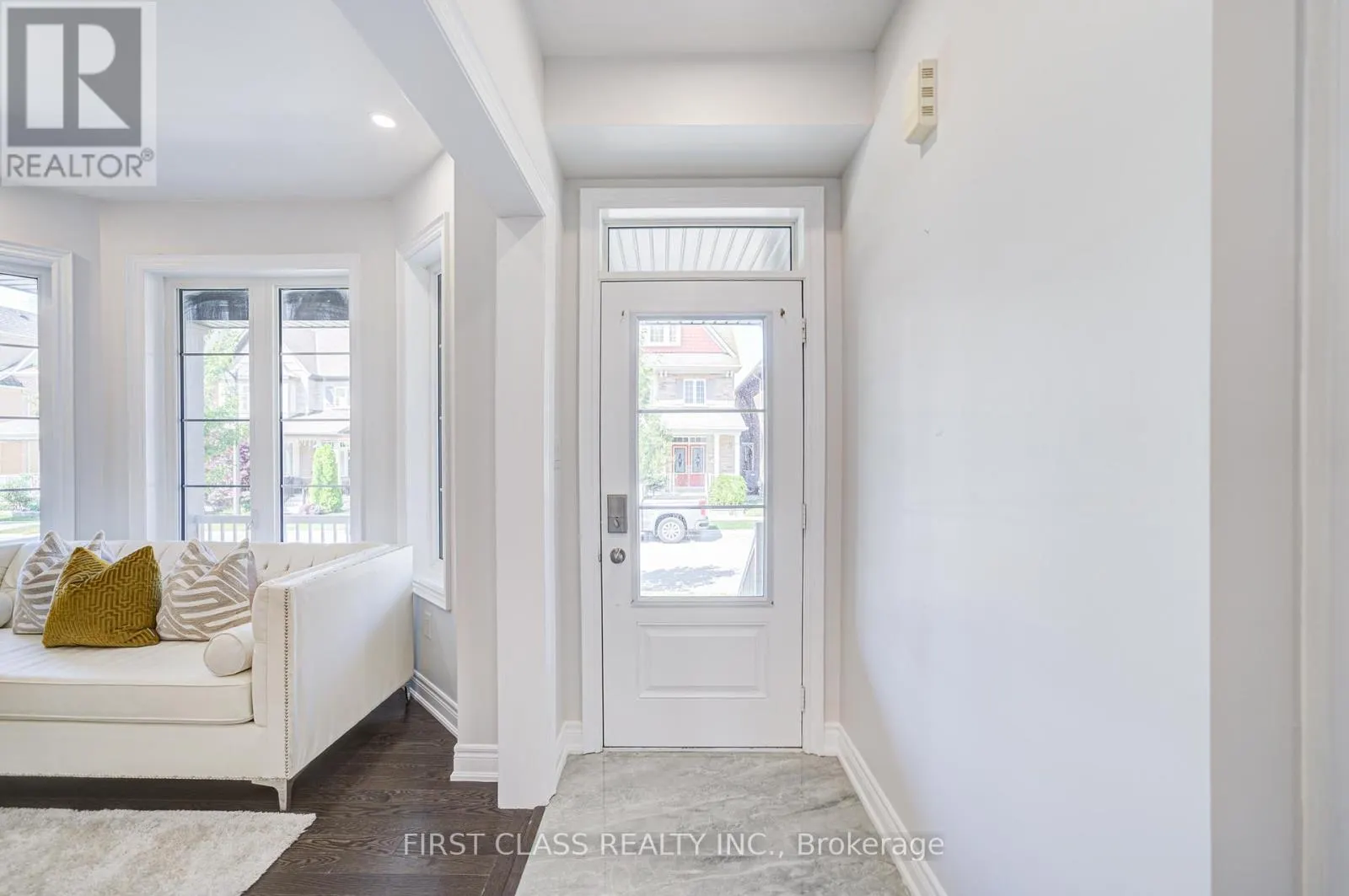 77 DIAMOND JUBILEE DRIVE