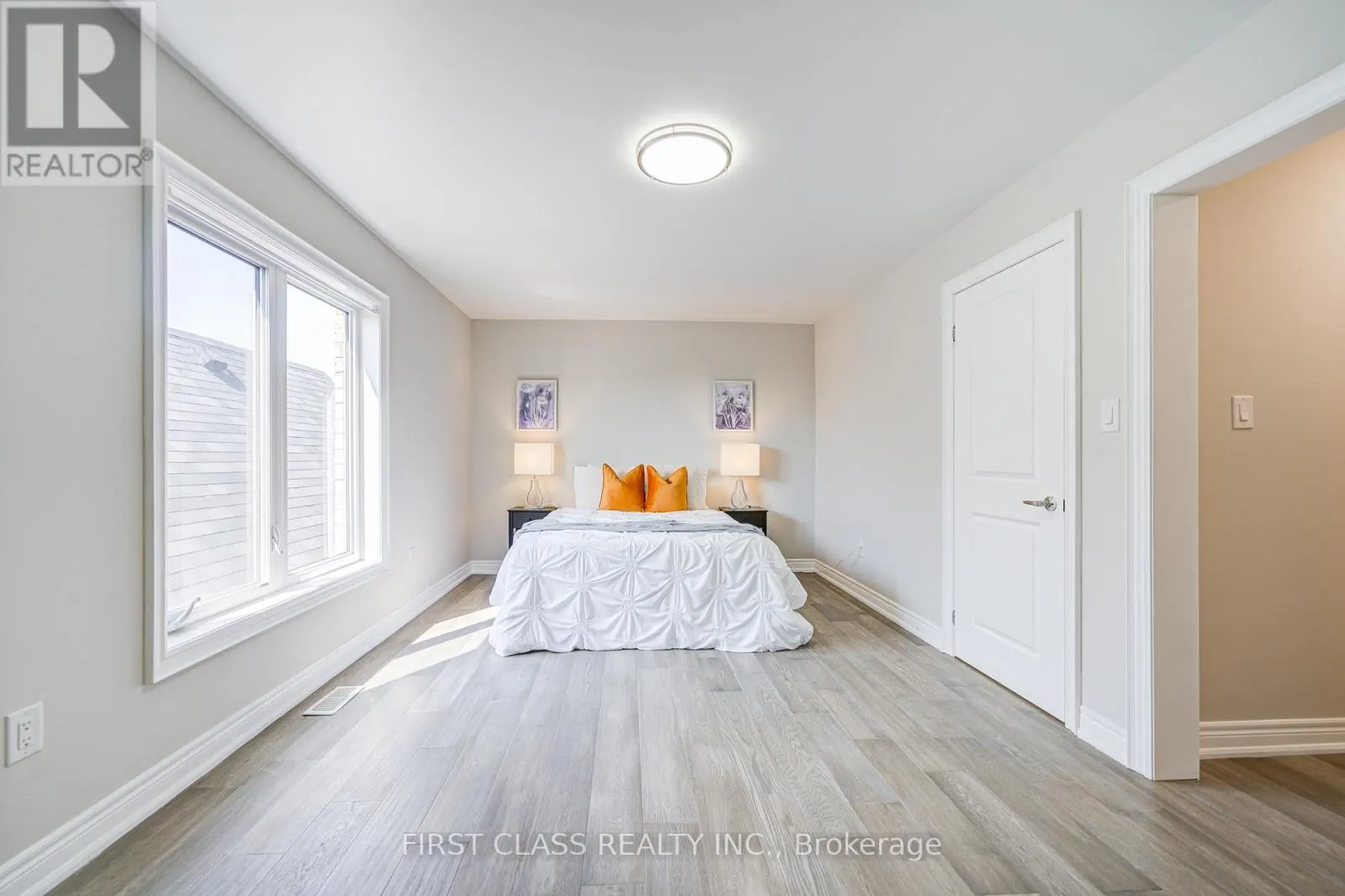77 DIAMOND JUBILEE DRIVE
